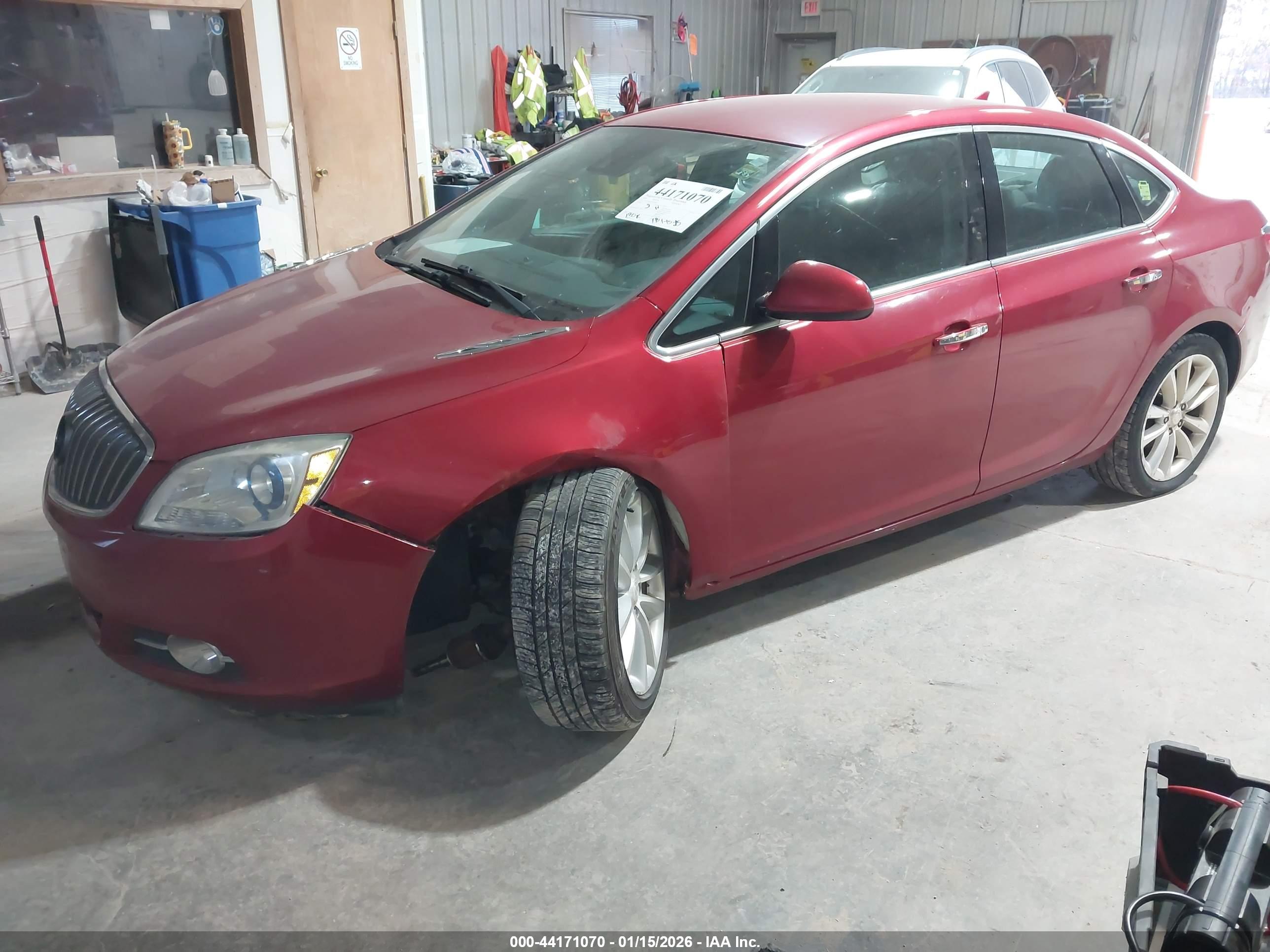 BUICK VERANO image 2
