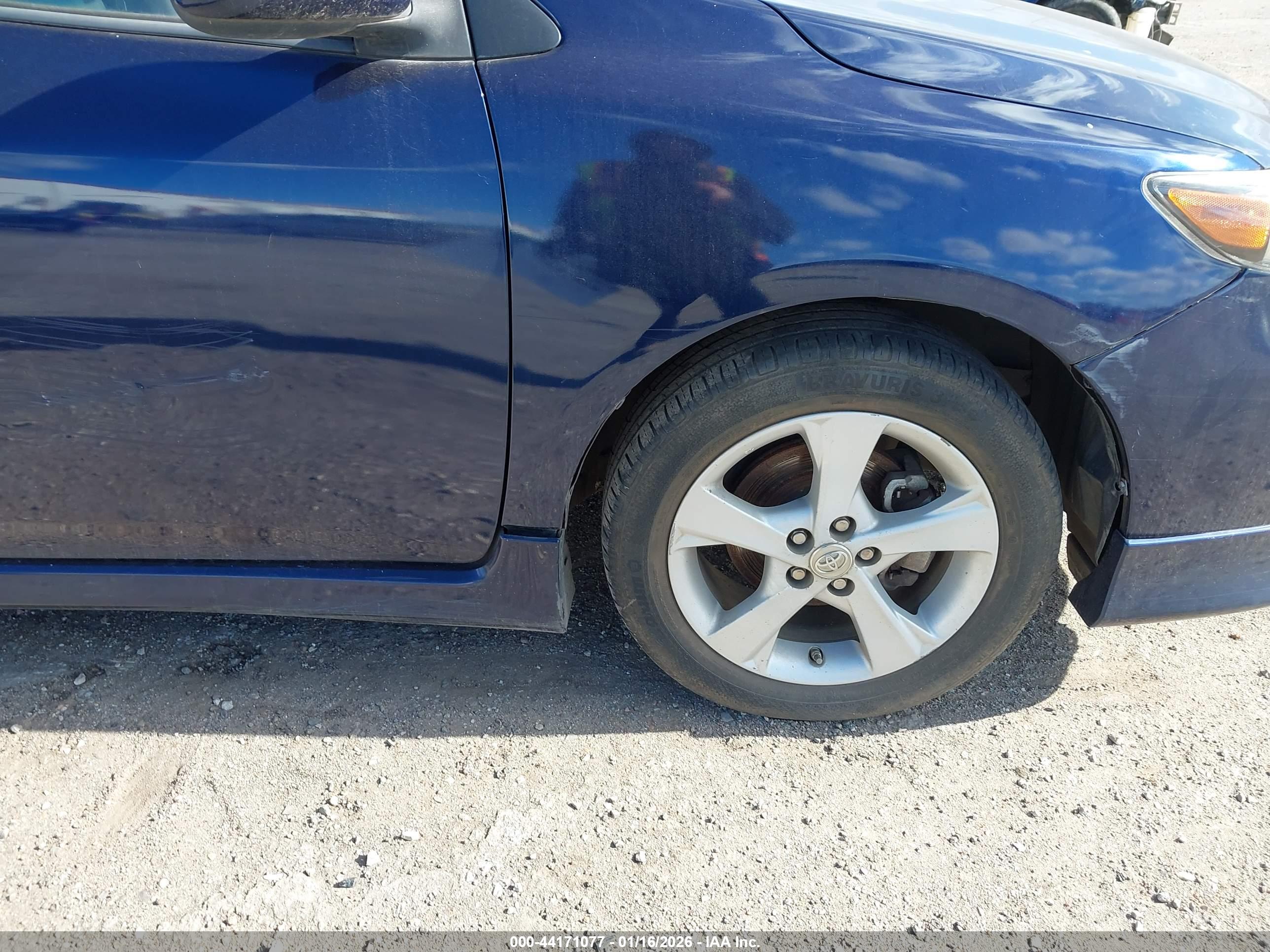 TOYOTA COROLLA image 6