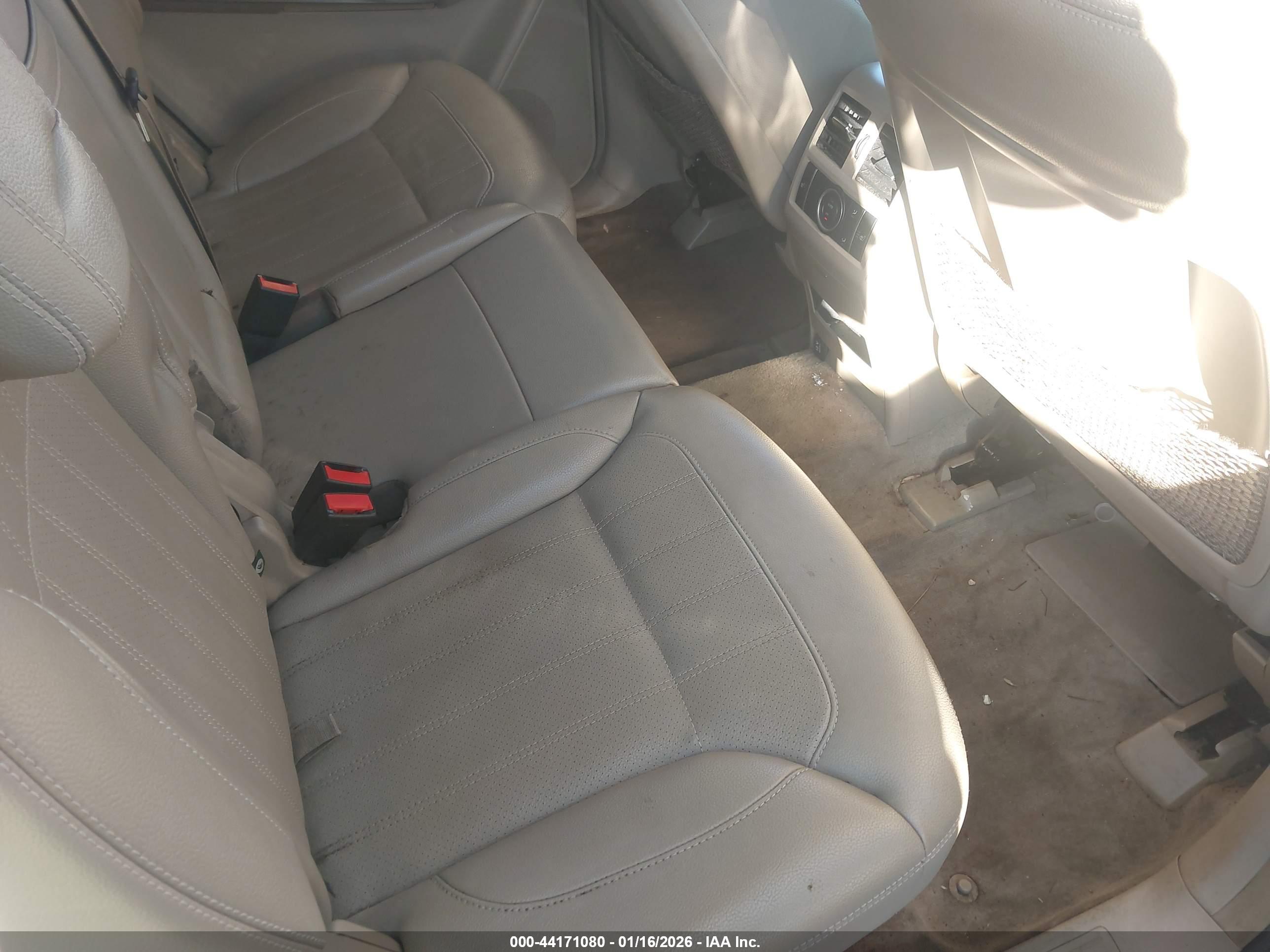 MERCEDES-BENZ GL image 8