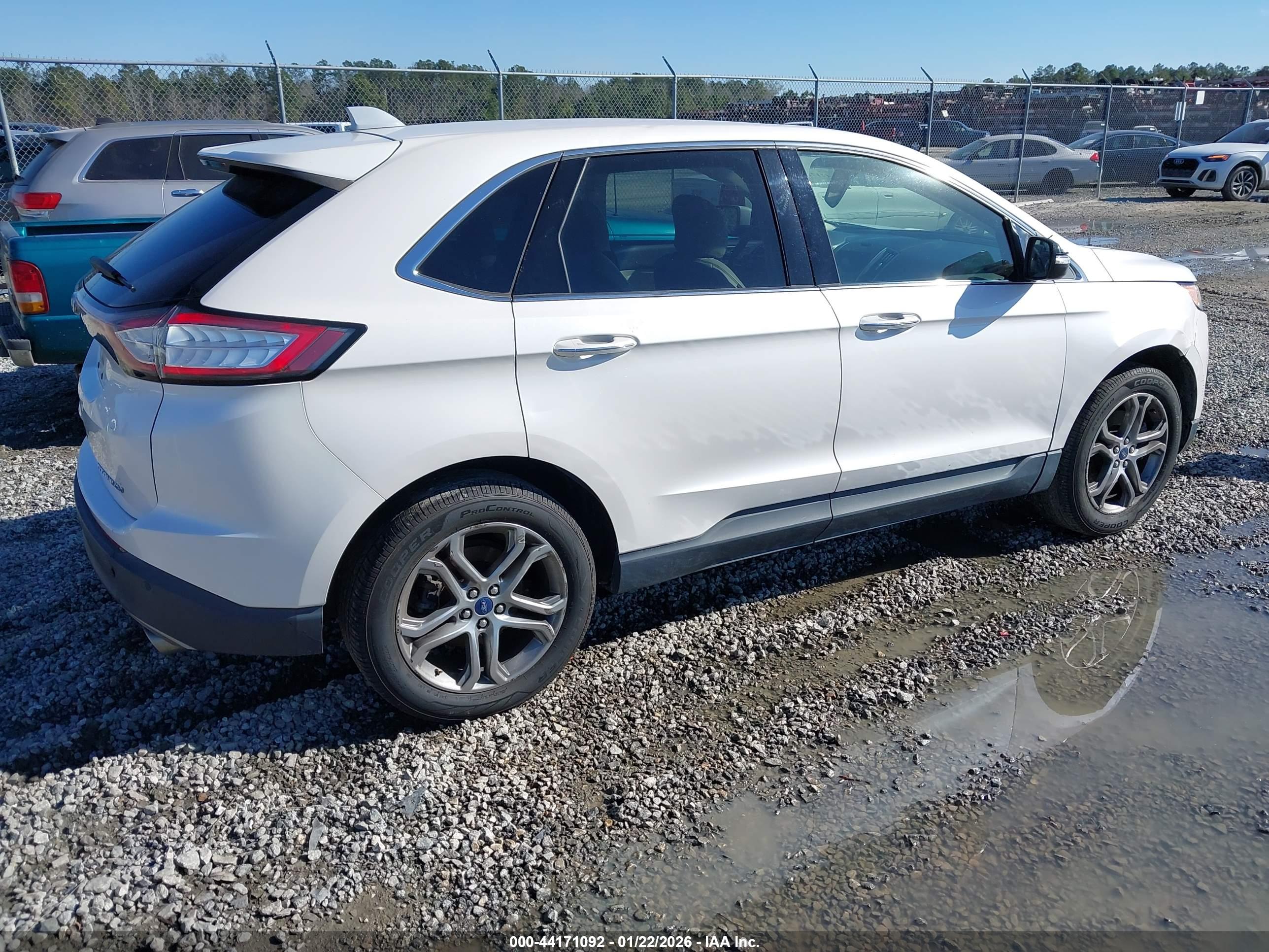 FORD EDGE image 4