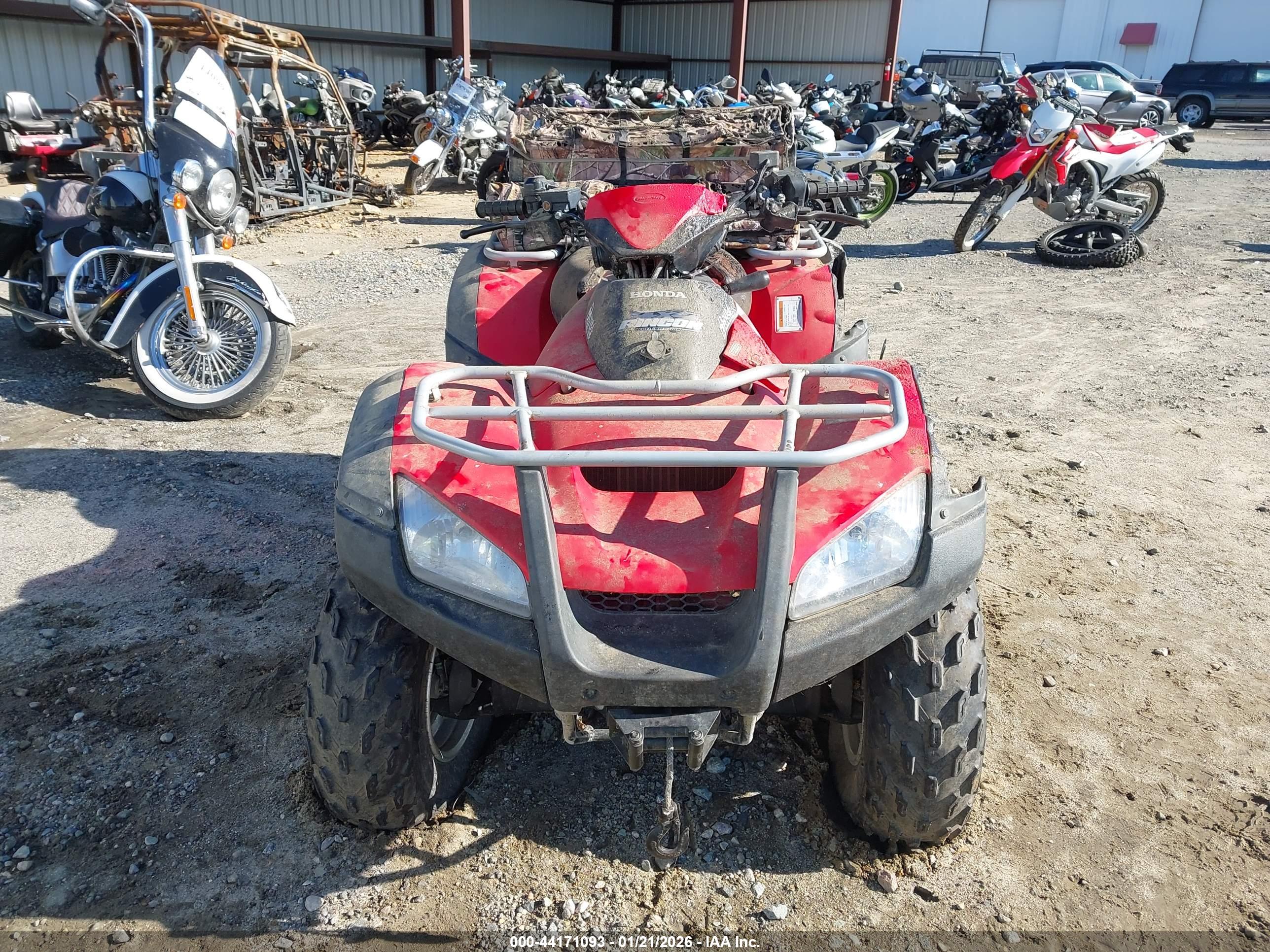 HONDA TRX680 image 5