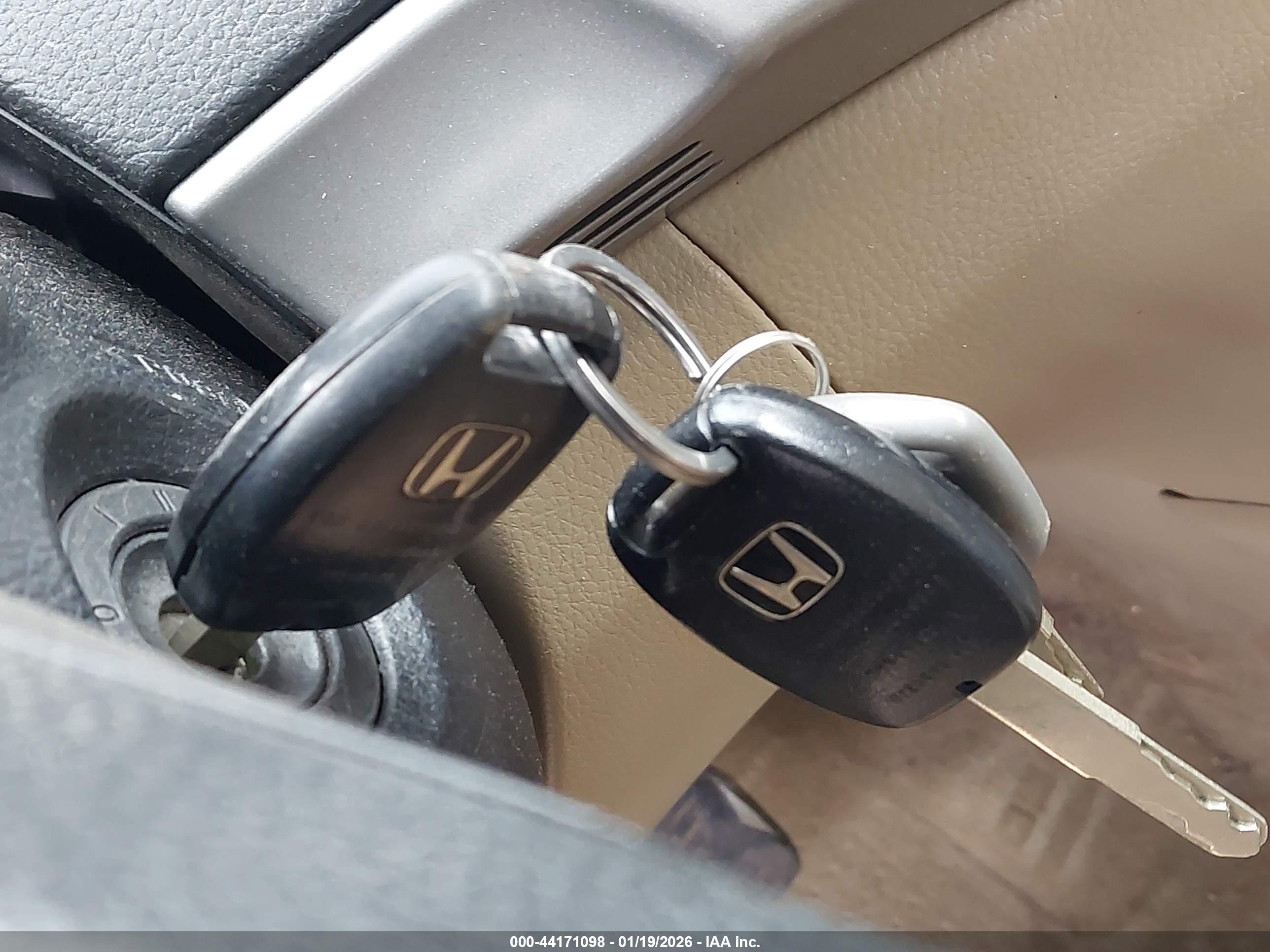 HONDA ACCORD image 11