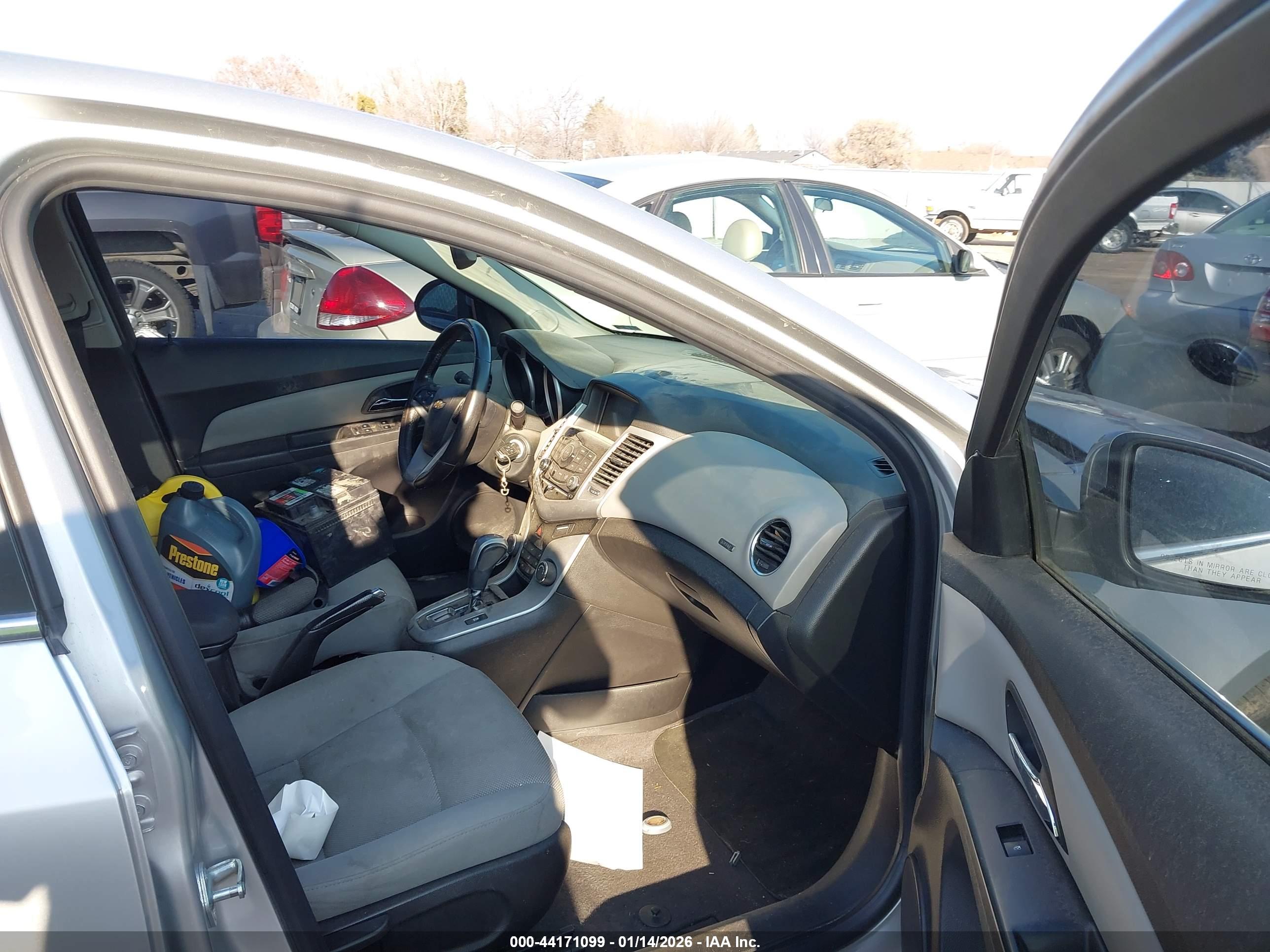 CHEVROLET CRUZE image 5