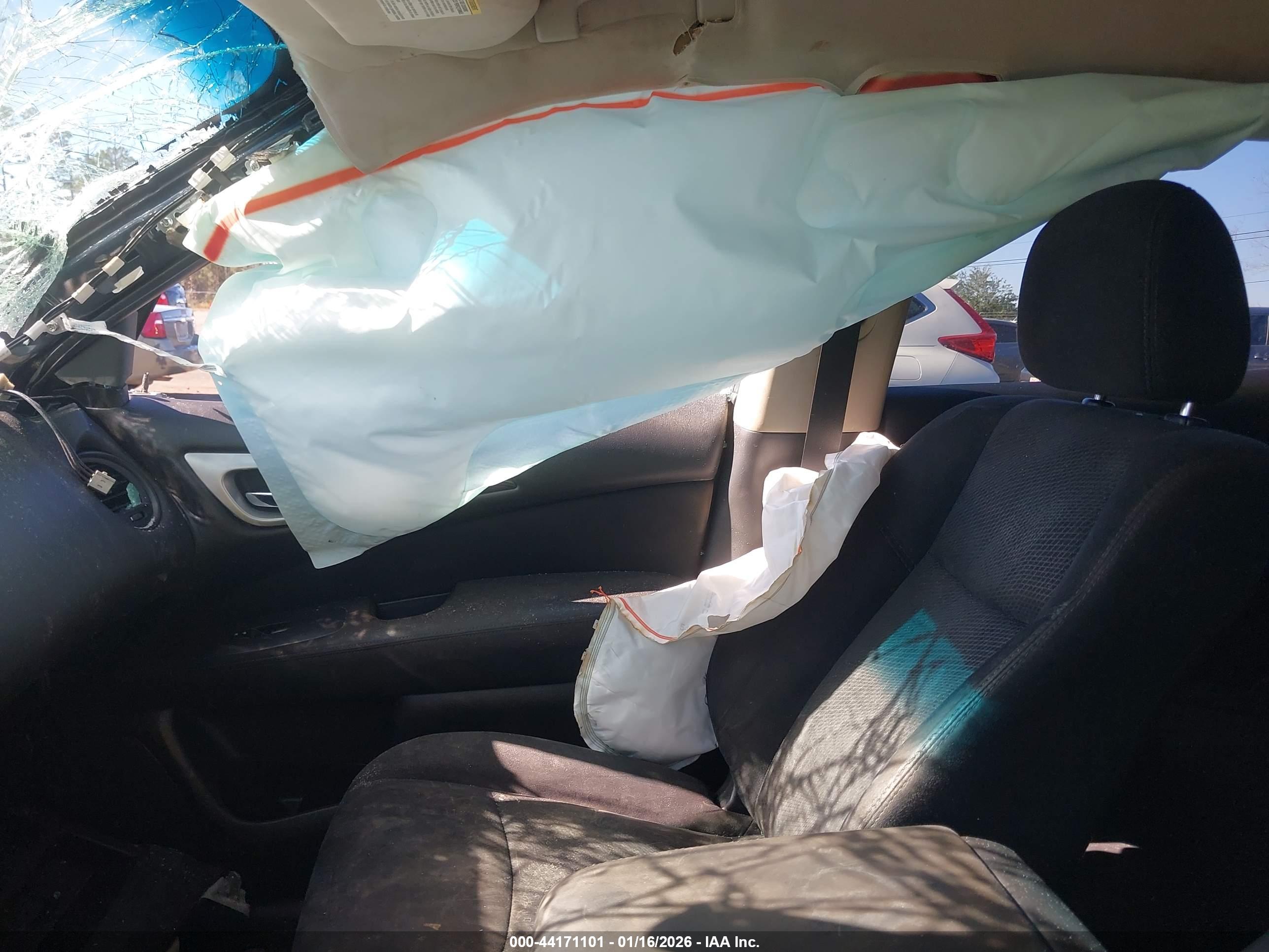 NISSAN PATHFINDER image 5