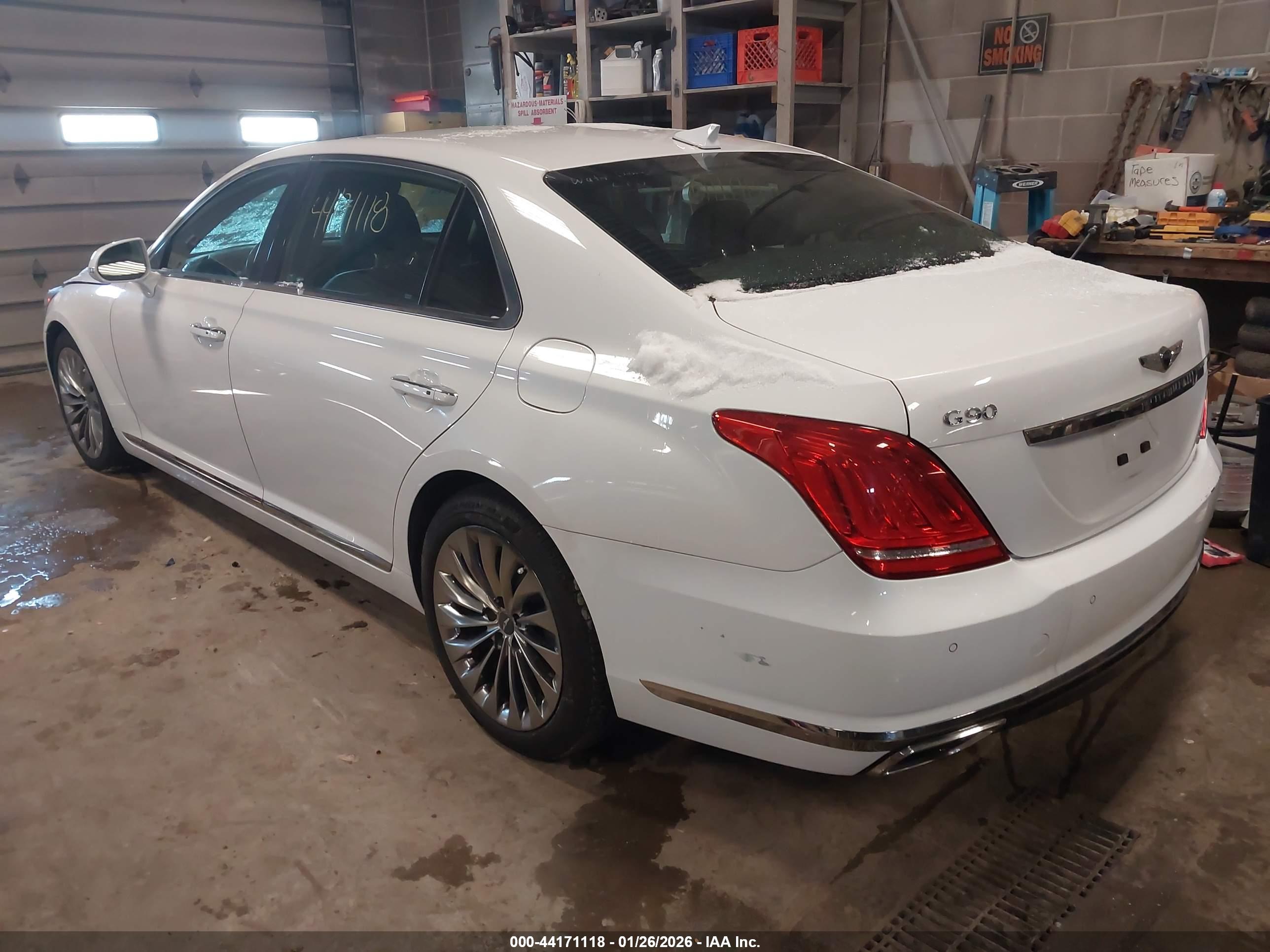 GENESIS G90 image 3
