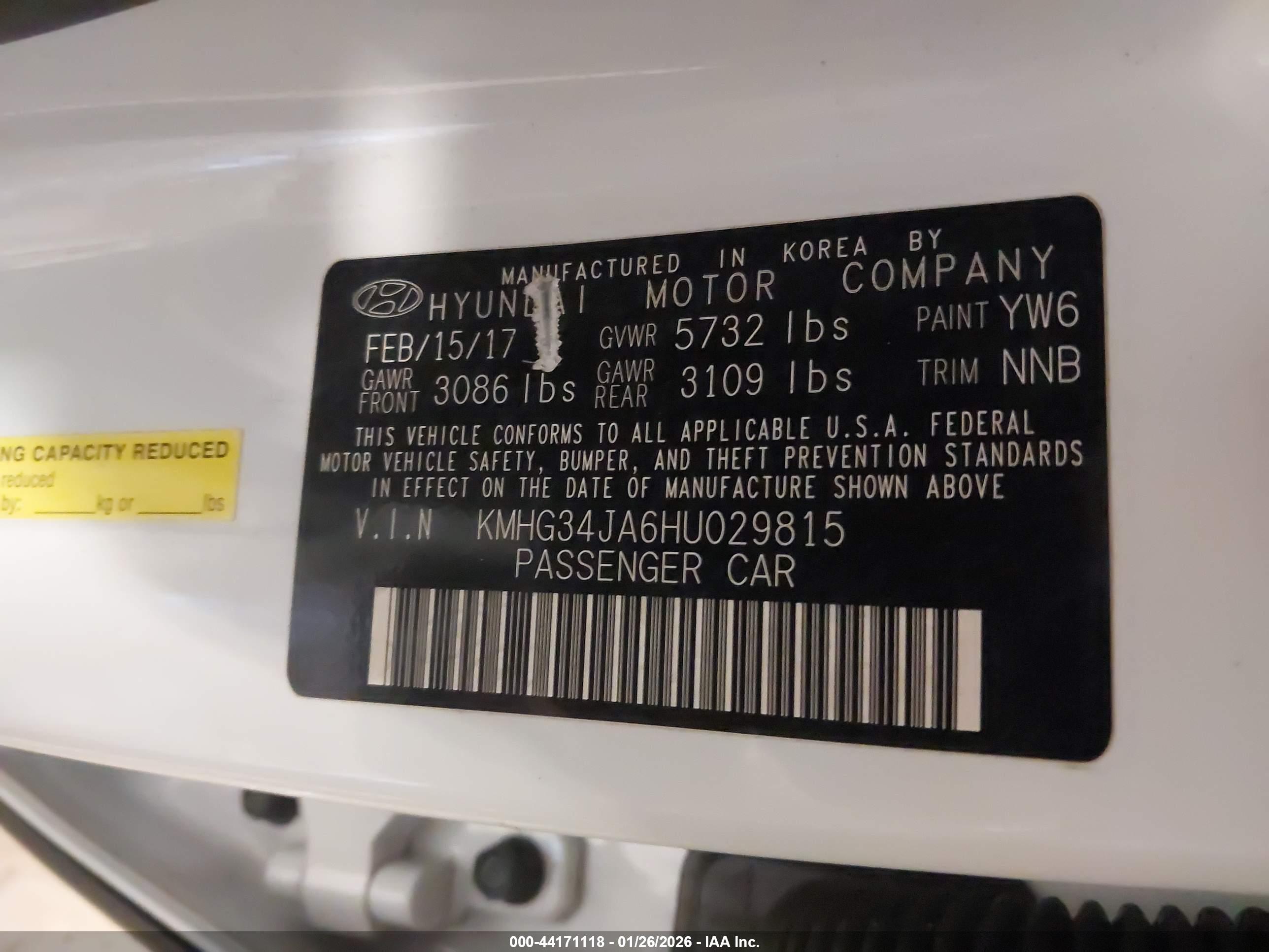 GENESIS G90 image 9