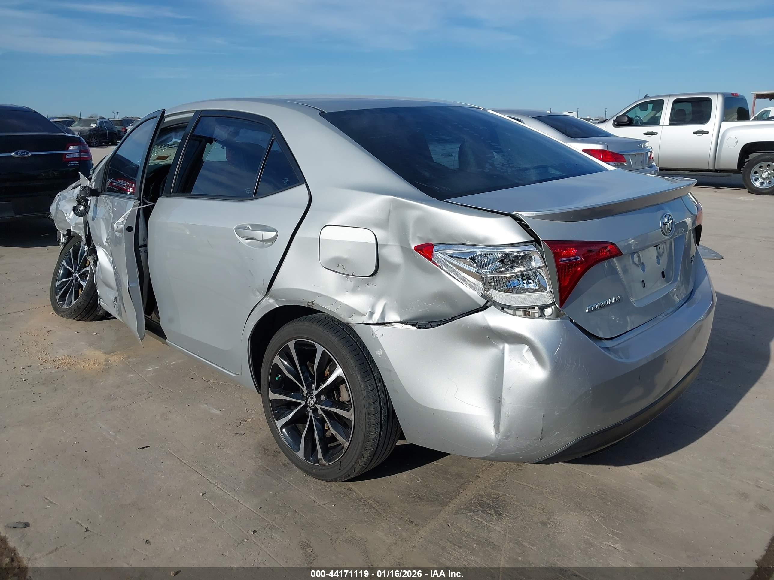 TOYOTA COROLLA image 3