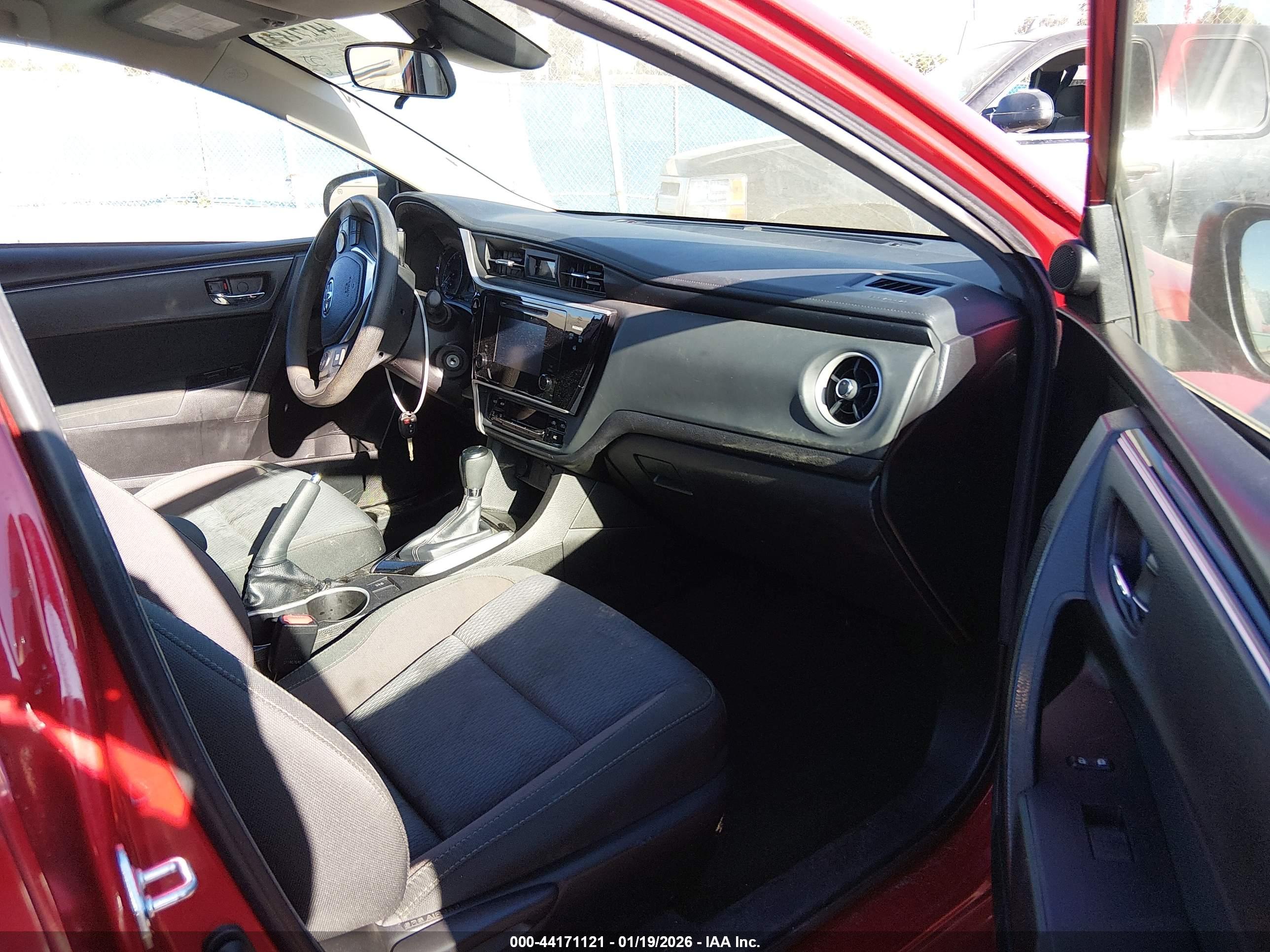 TOYOTA COROLLA image 5