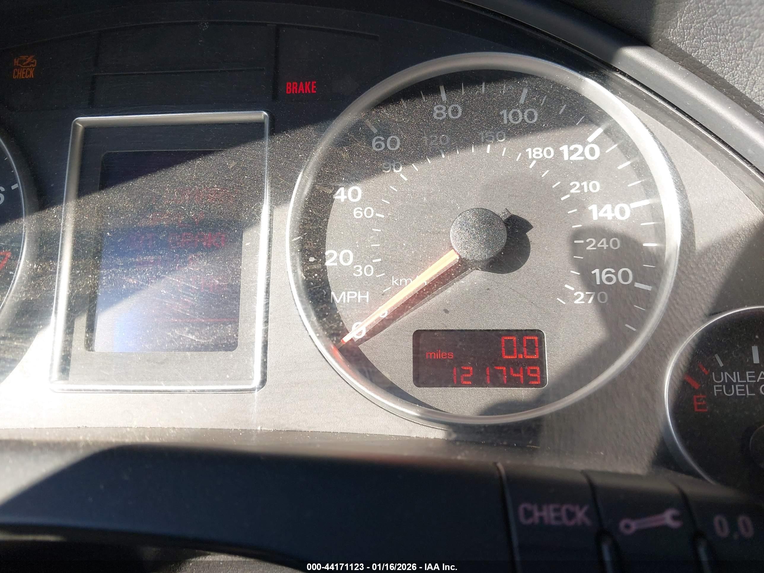 AUDI A4 image 7