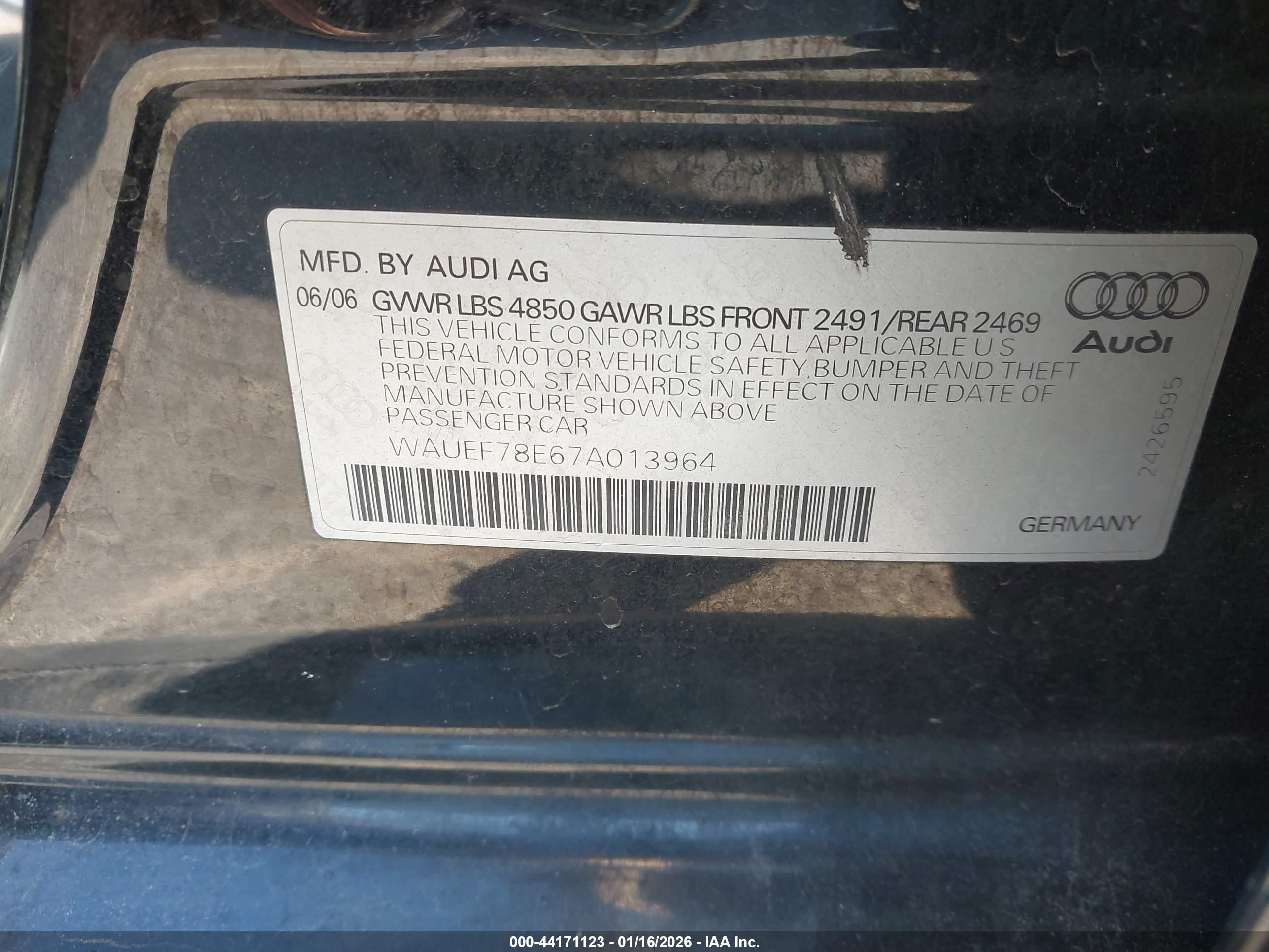 AUDI A4 image 9
