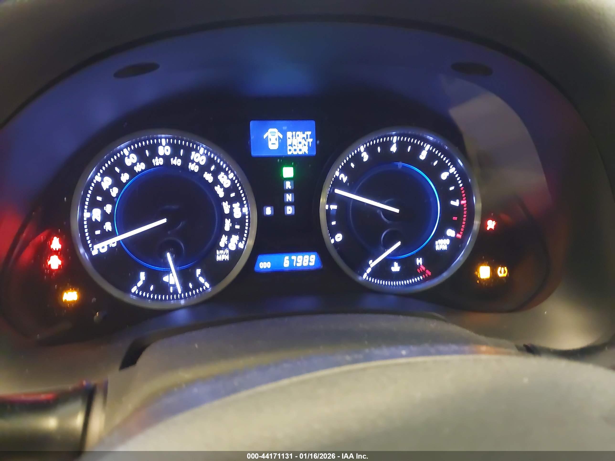 LEXUS IS image 7
