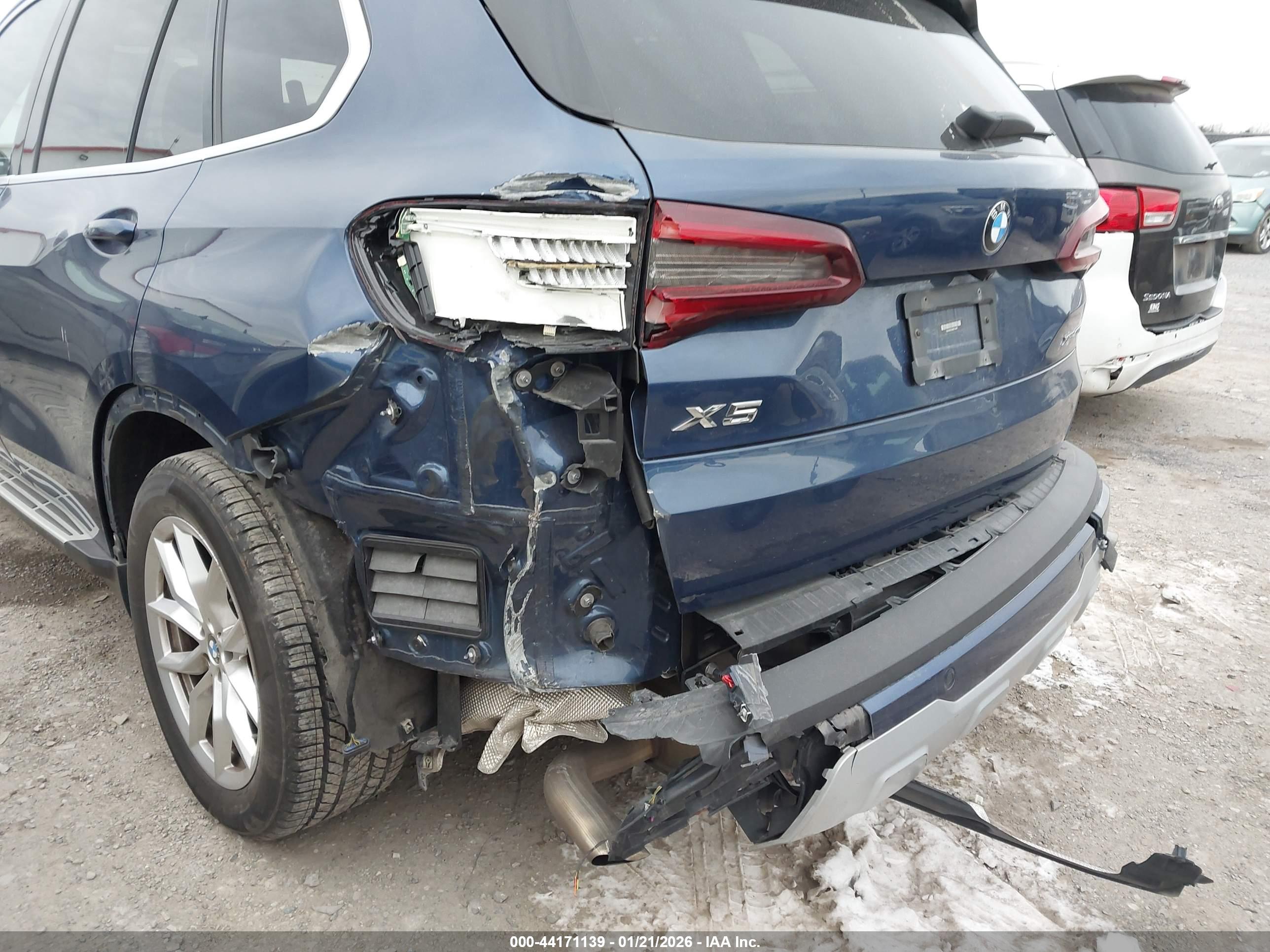 BMW X5 image 6