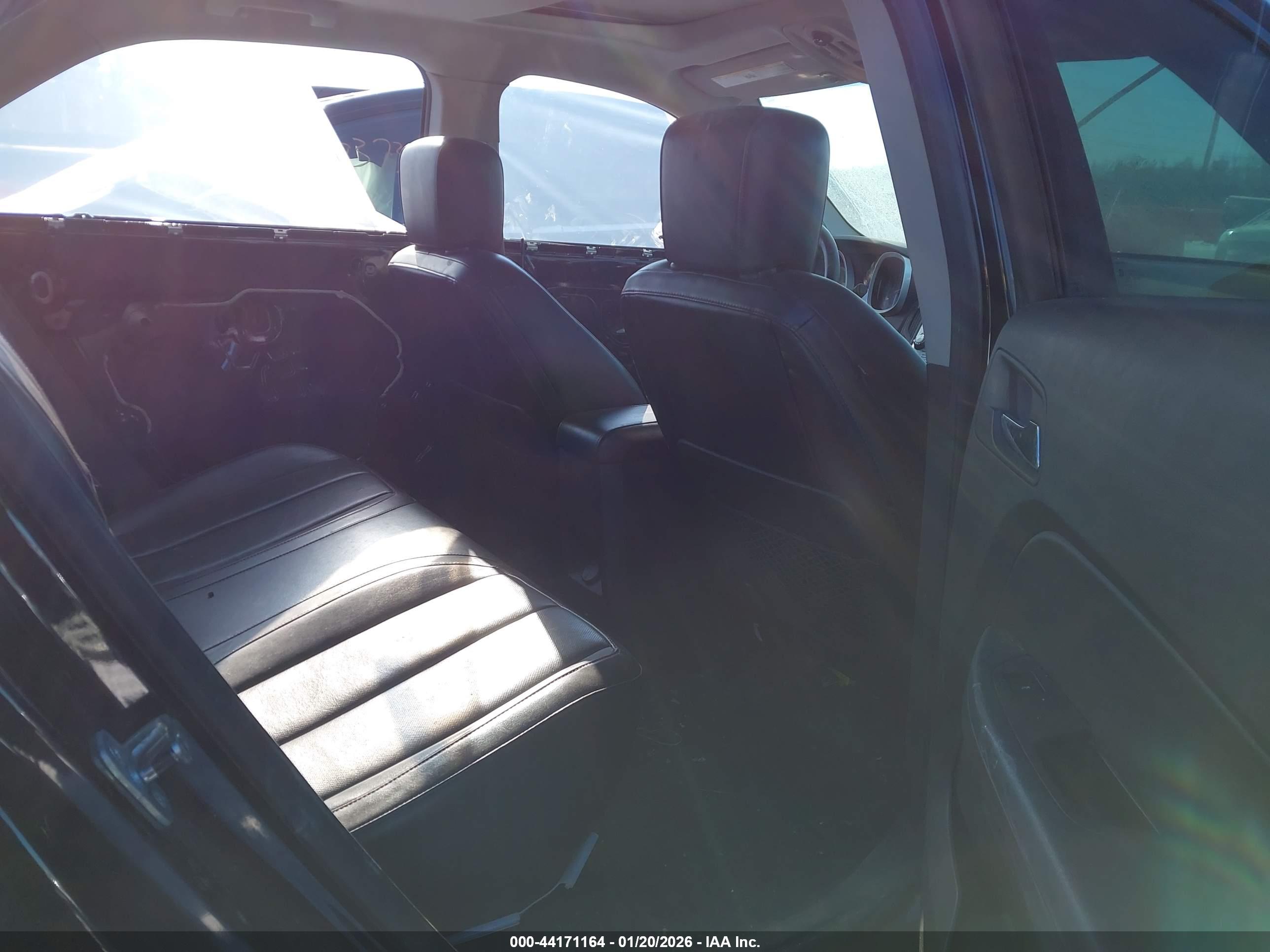 CHEVROLET EQUINOX image 8