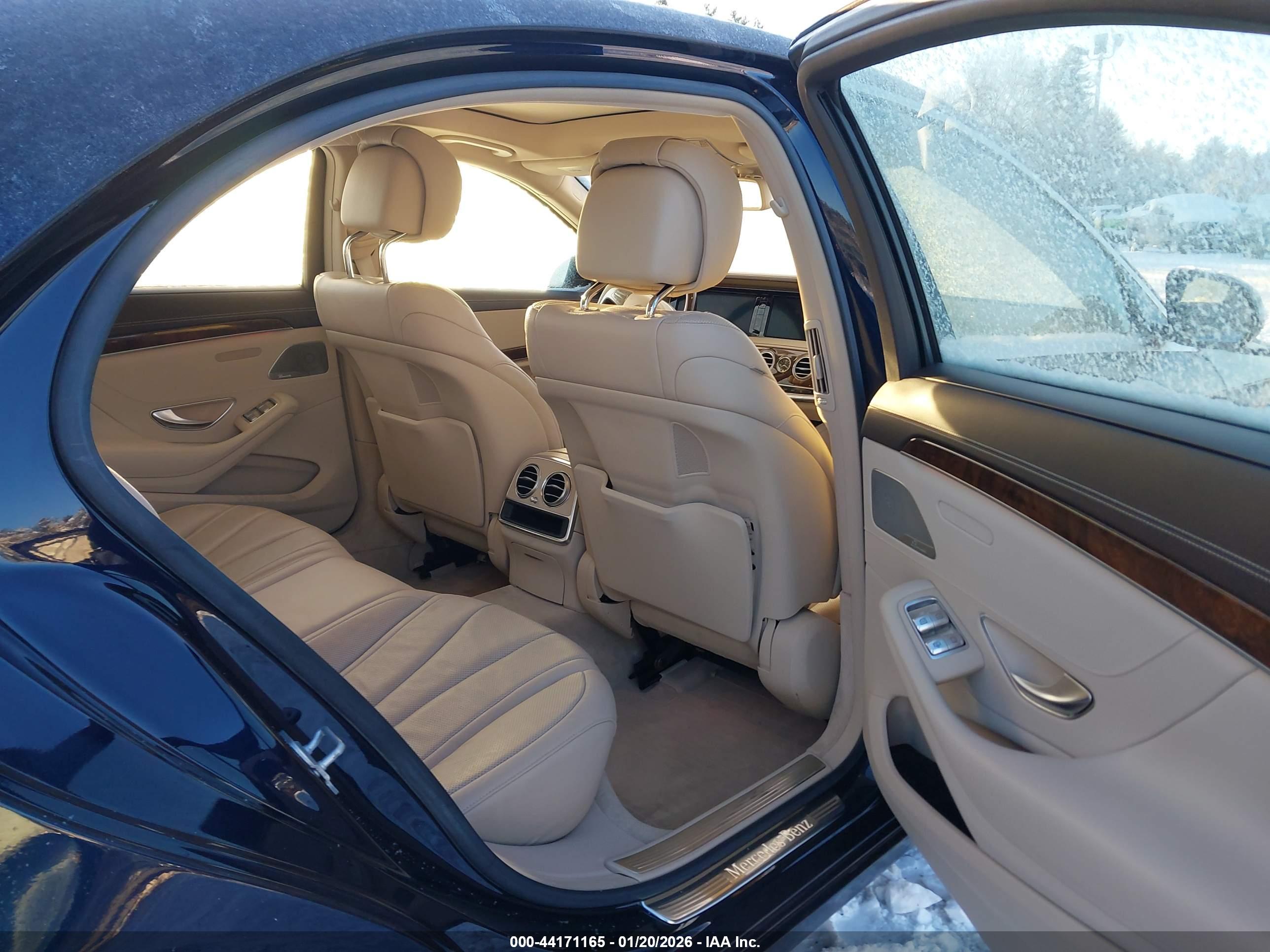 MERCEDES-BENZ S image 8