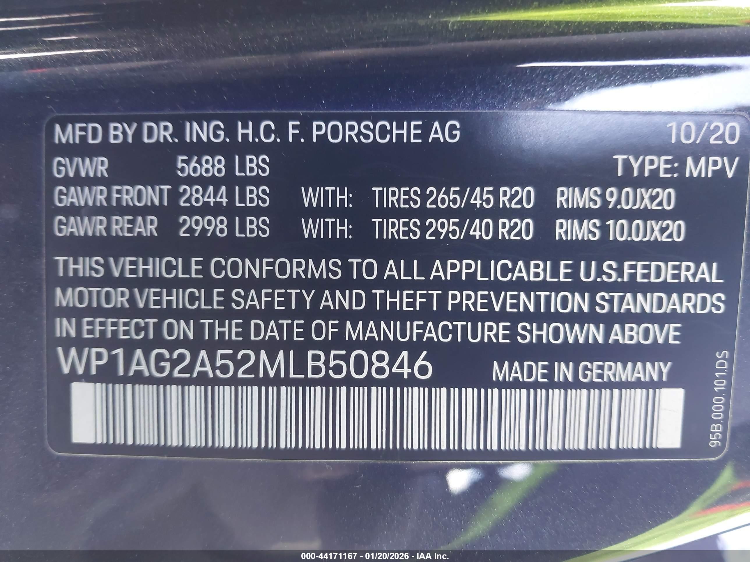PORSCHE MACAN image 9