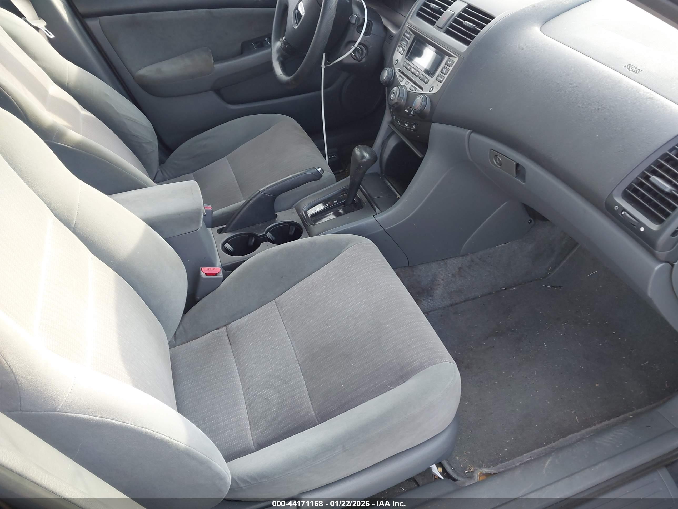 HONDA ACCORD image 5