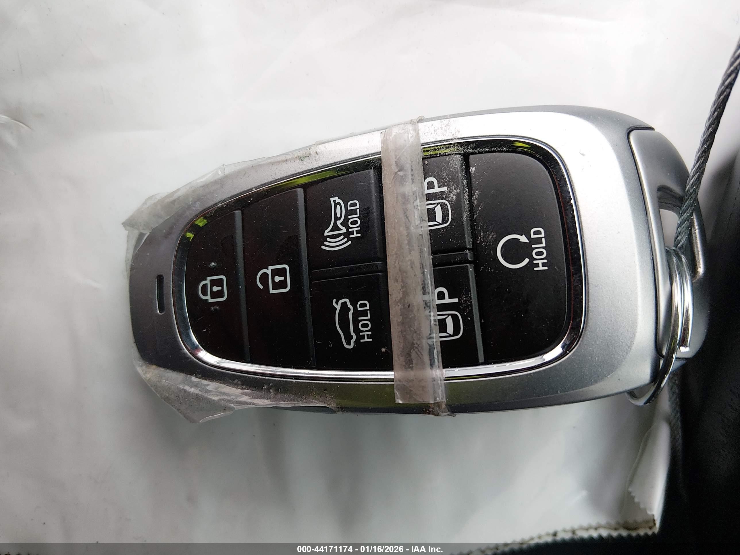 HYUNDAI SONATA image 11