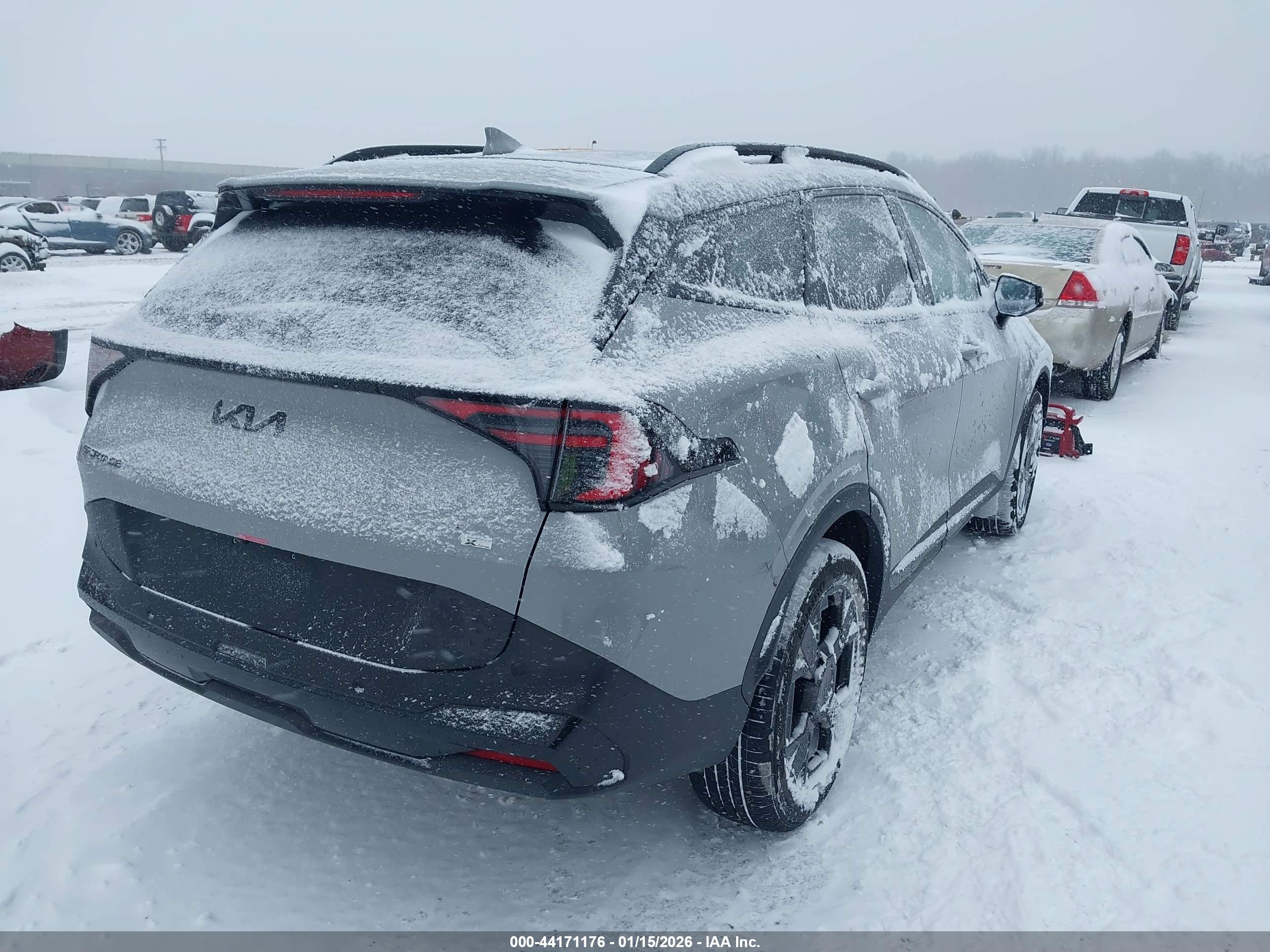 KIA SPORTAGE image 4