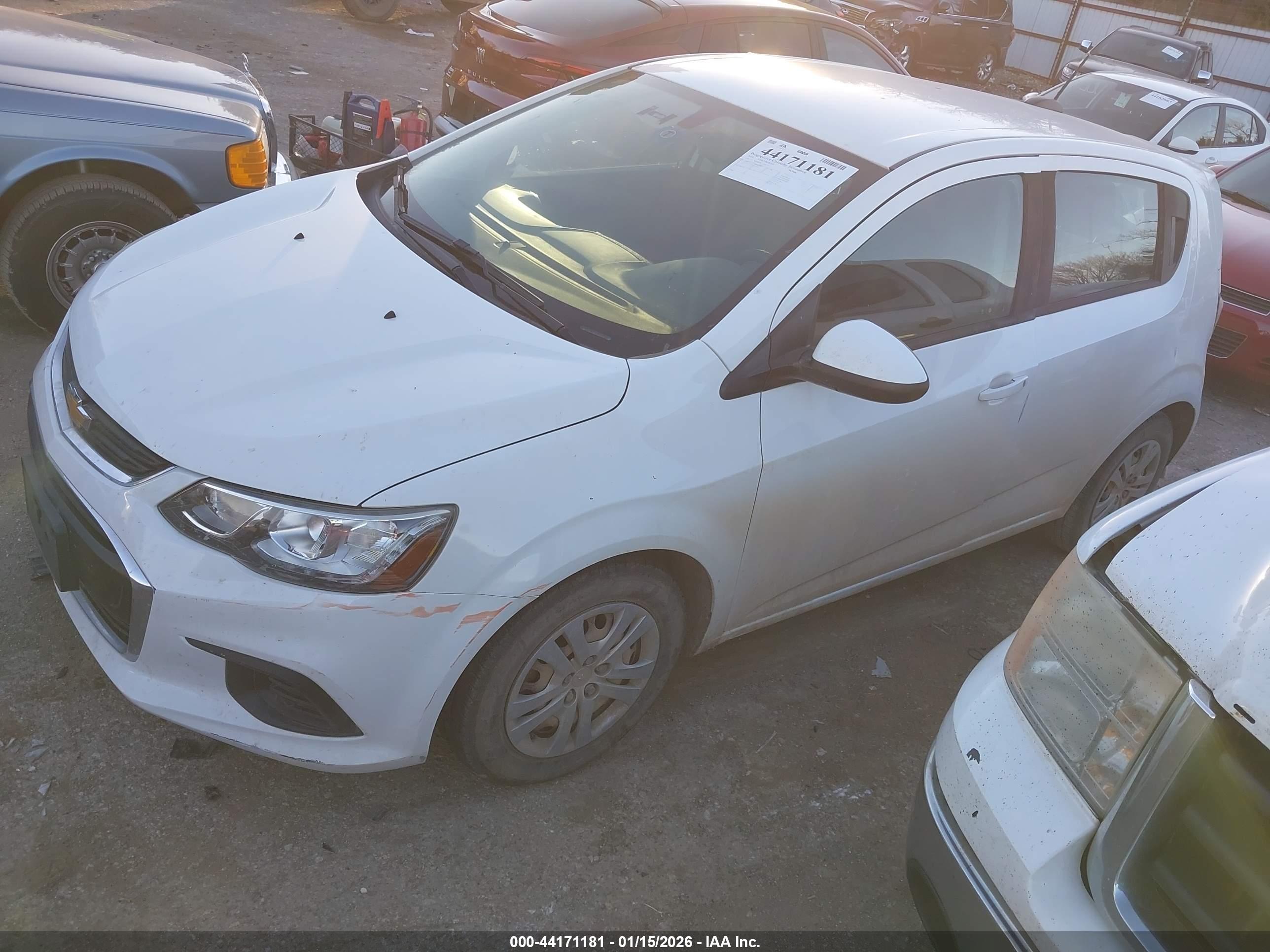 CHEVROLET SONIC image 2