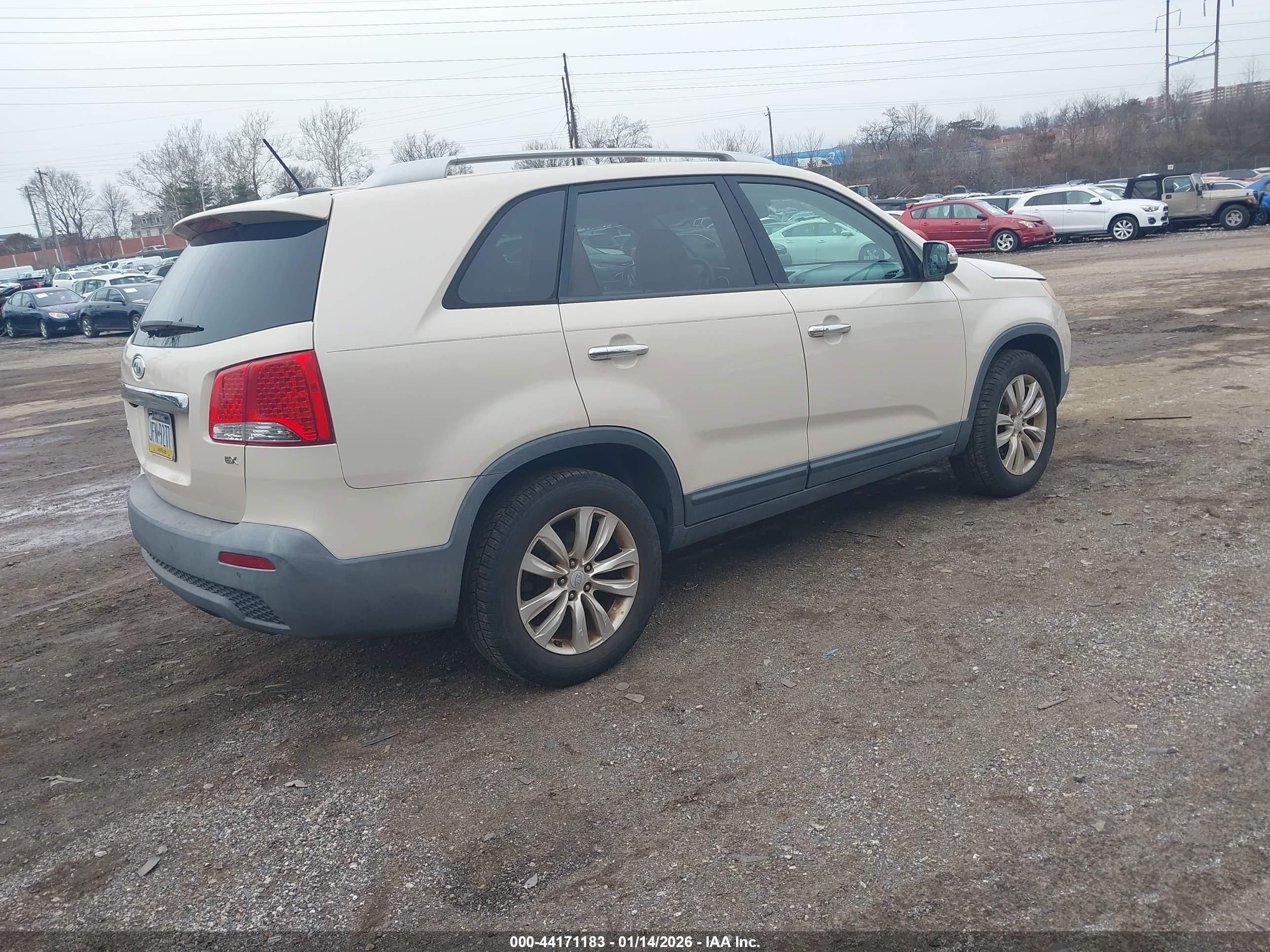 KIA SORENTO image 4
