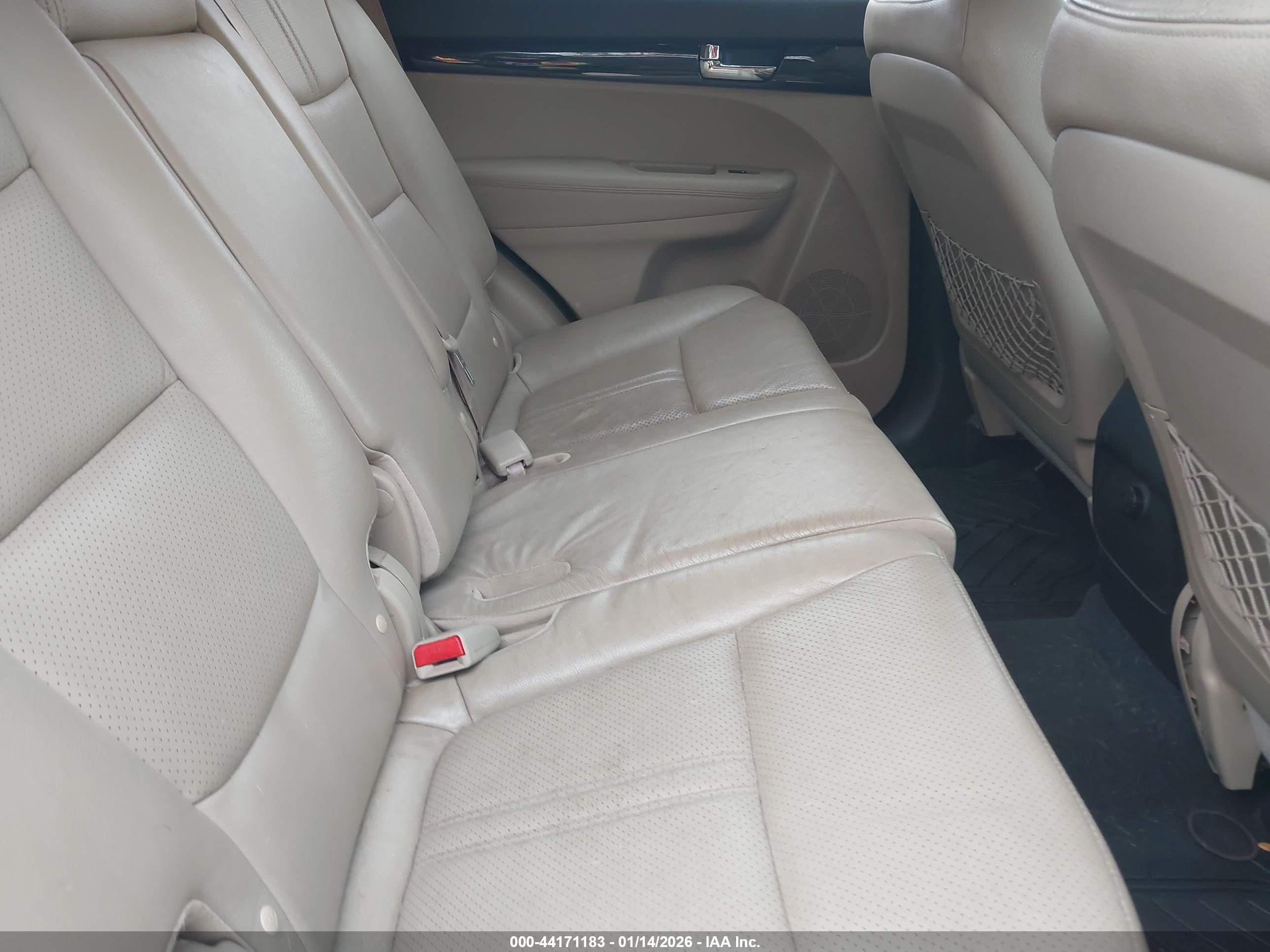 KIA SORENTO image 8