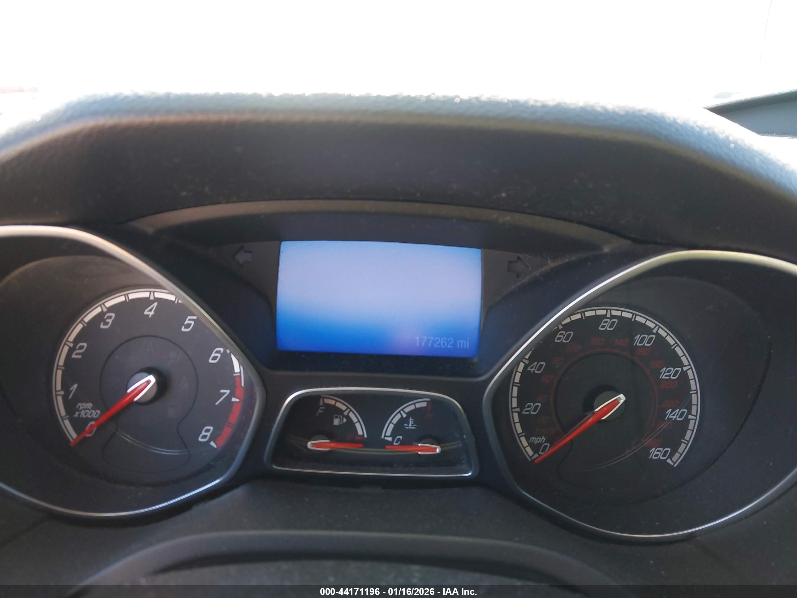 FORD FOCUS image 7