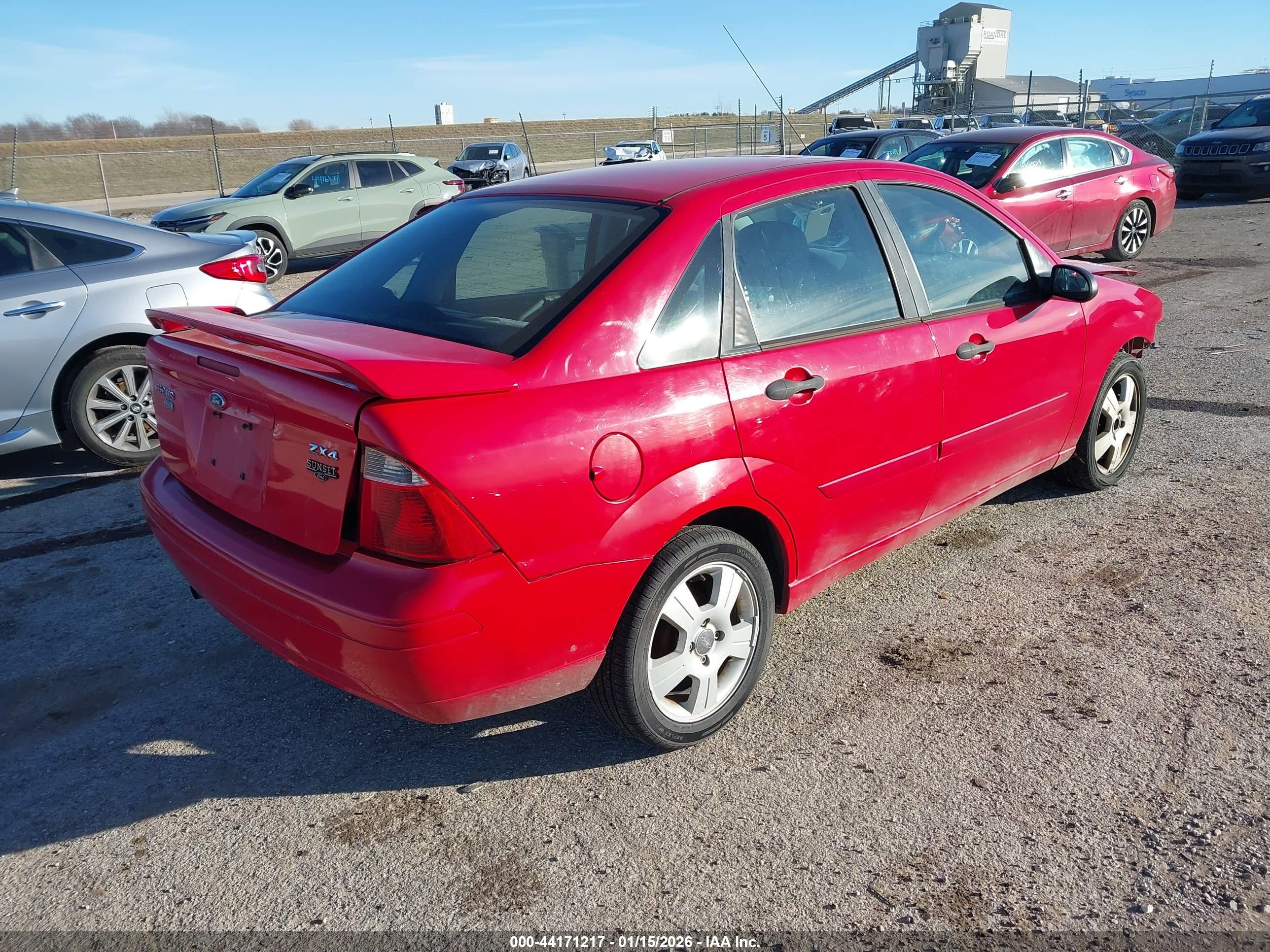 FORD FOCUS image 4