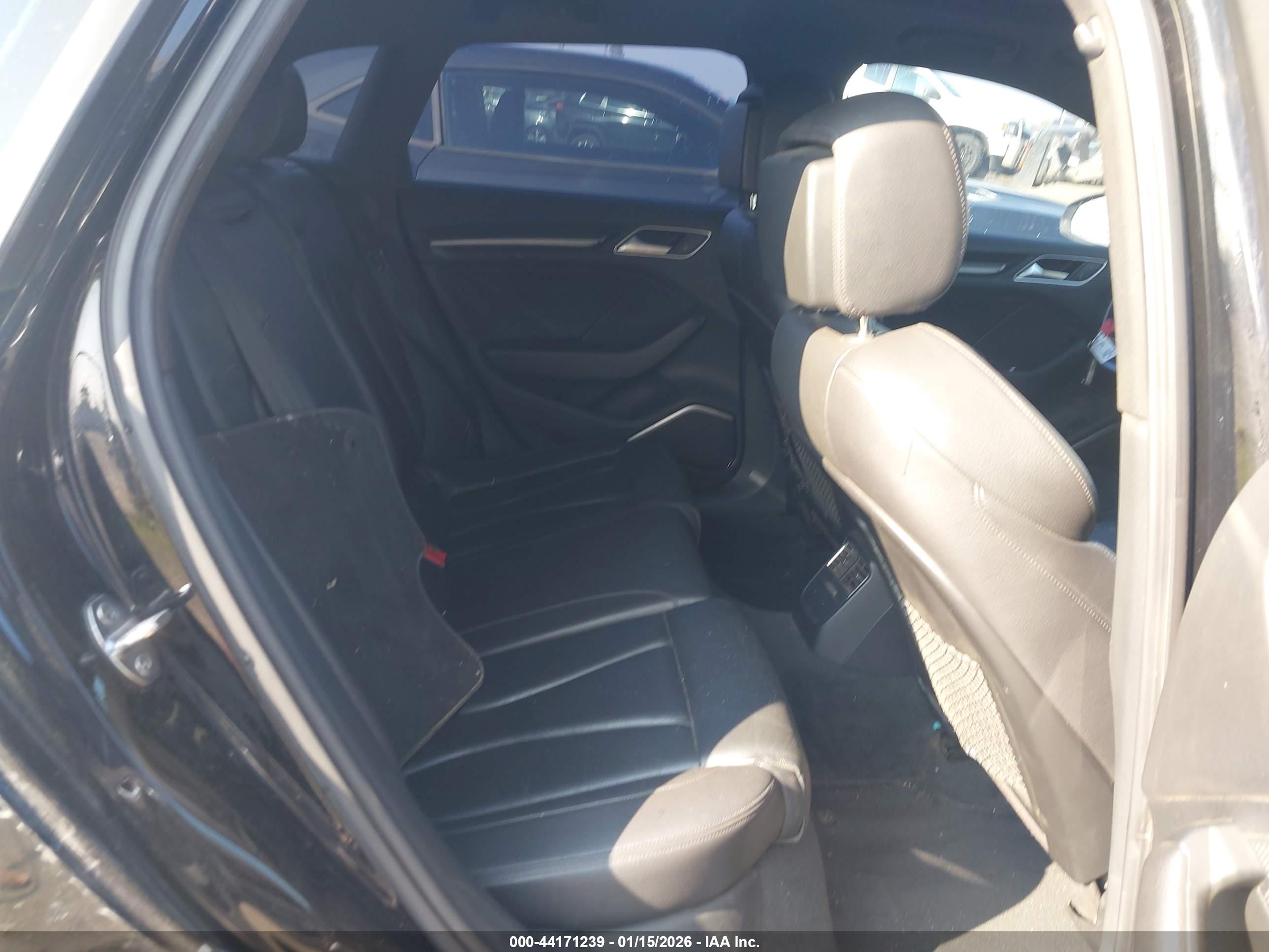 AUDI A3 image 8