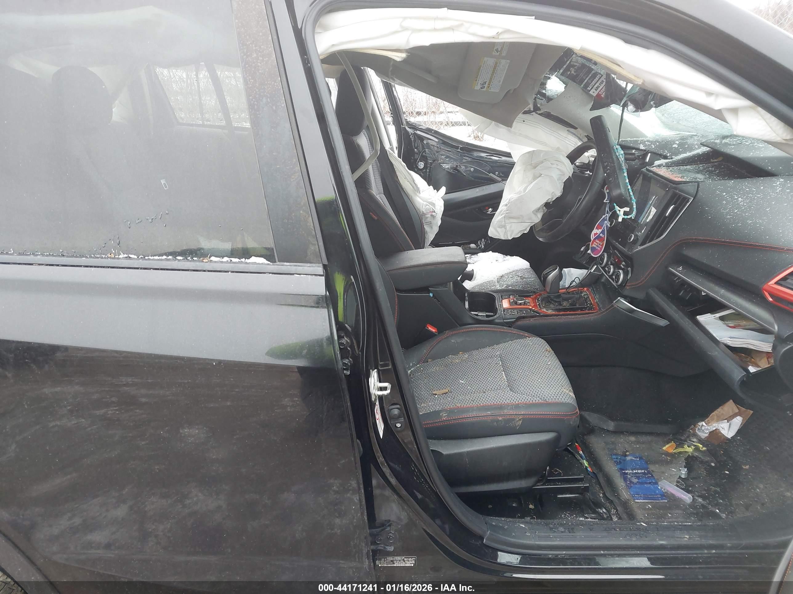 SUBARU FORESTER image 5