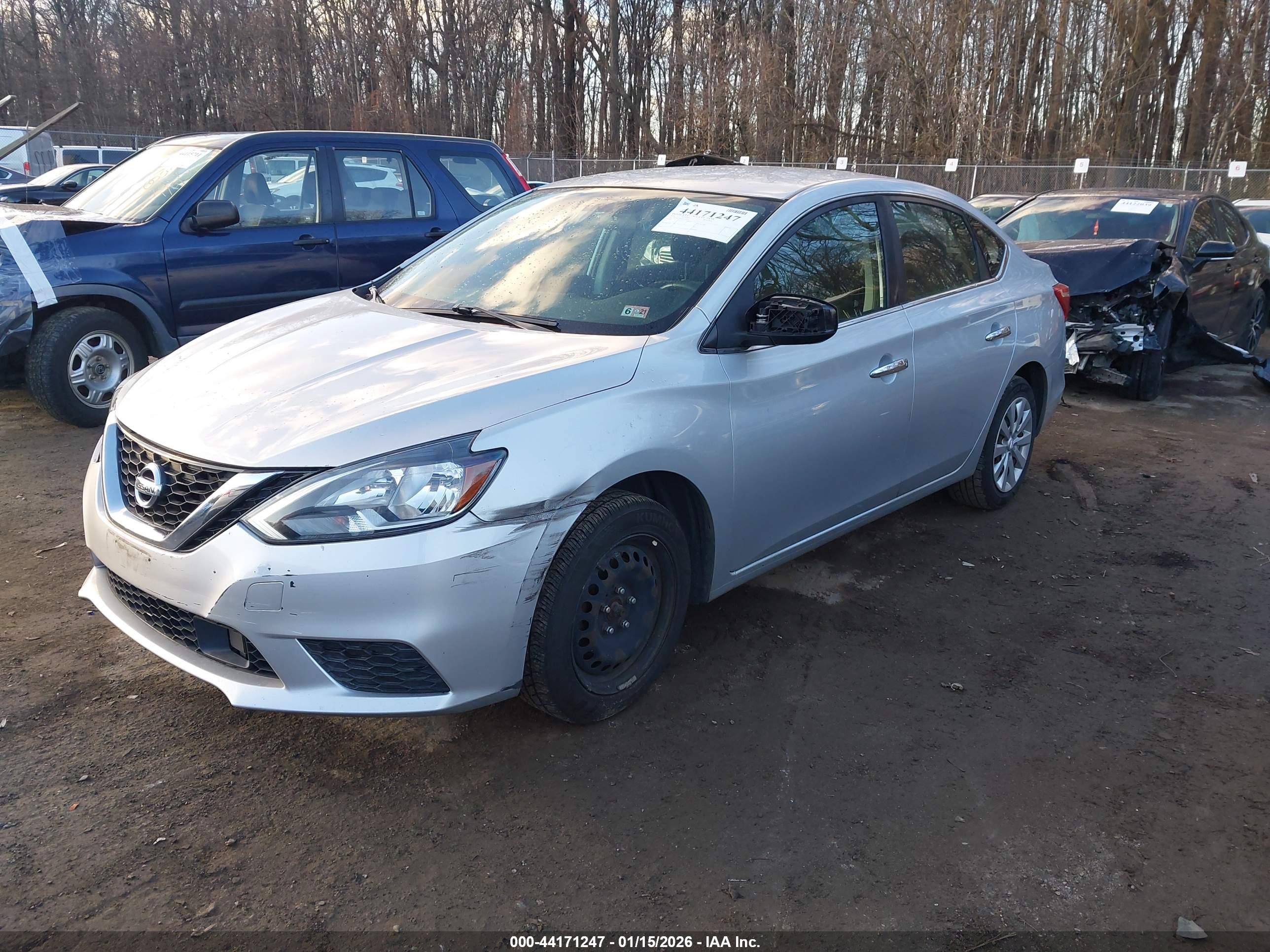 NISSAN SENTRA image 2