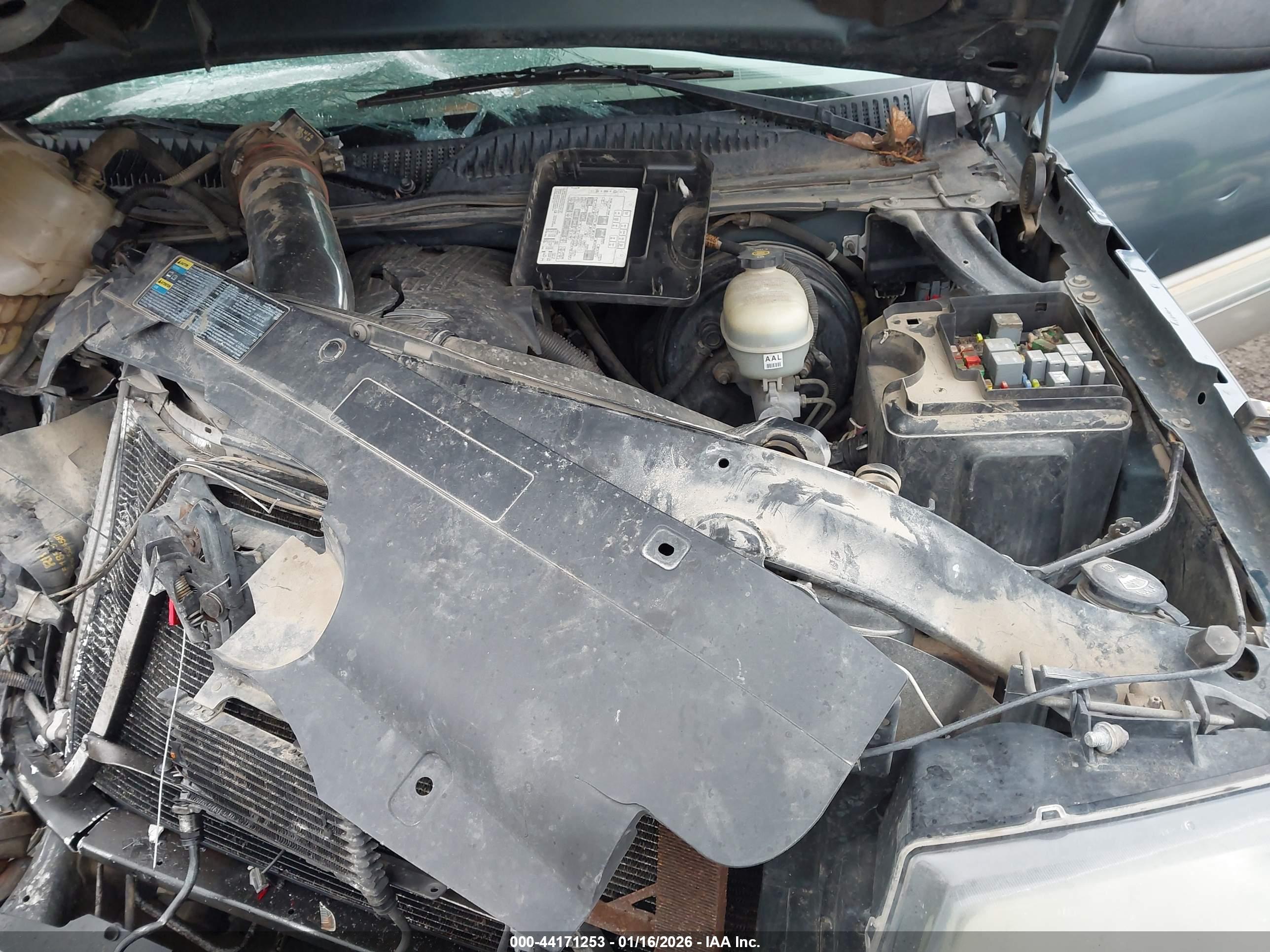 CHEVROLET SILVERADO image 10