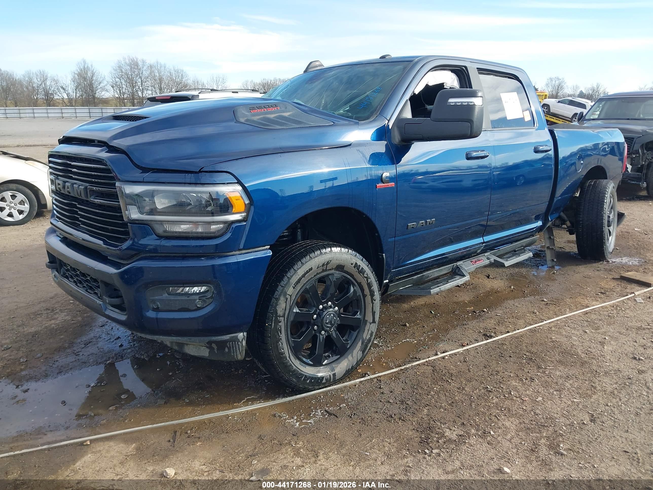RAM 2500 image 2