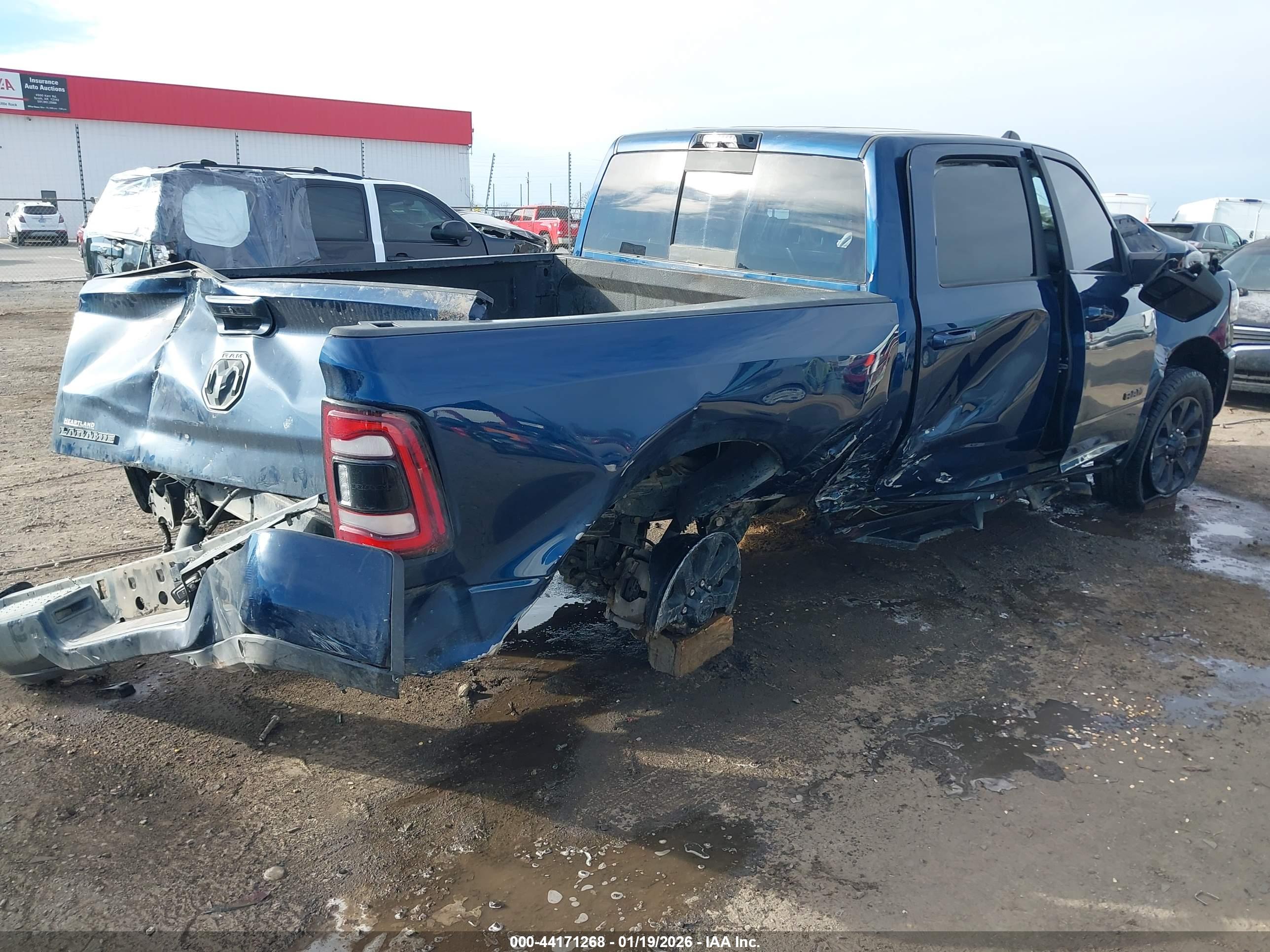 RAM 2500 image 4