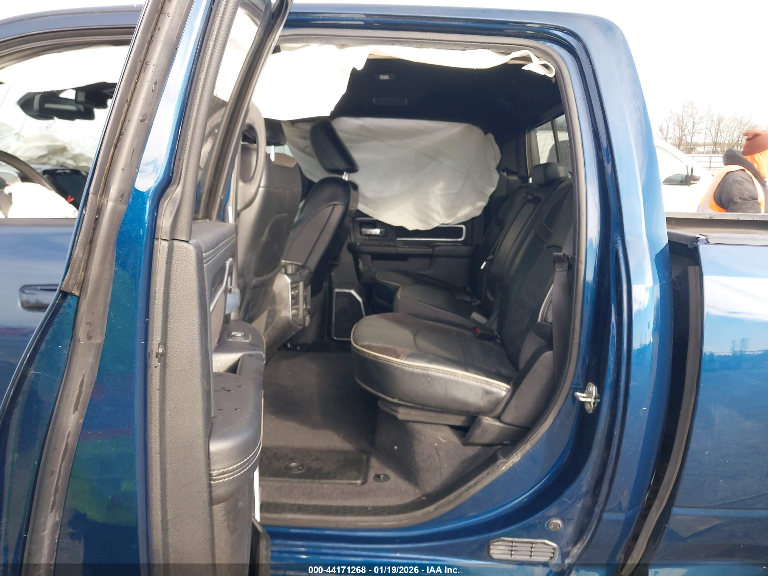 RAM 2500 image 8