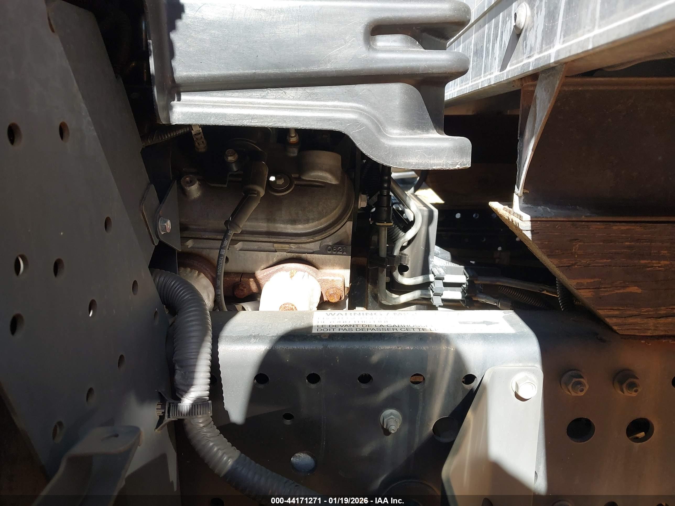 CHEVROLET 3500 image 10