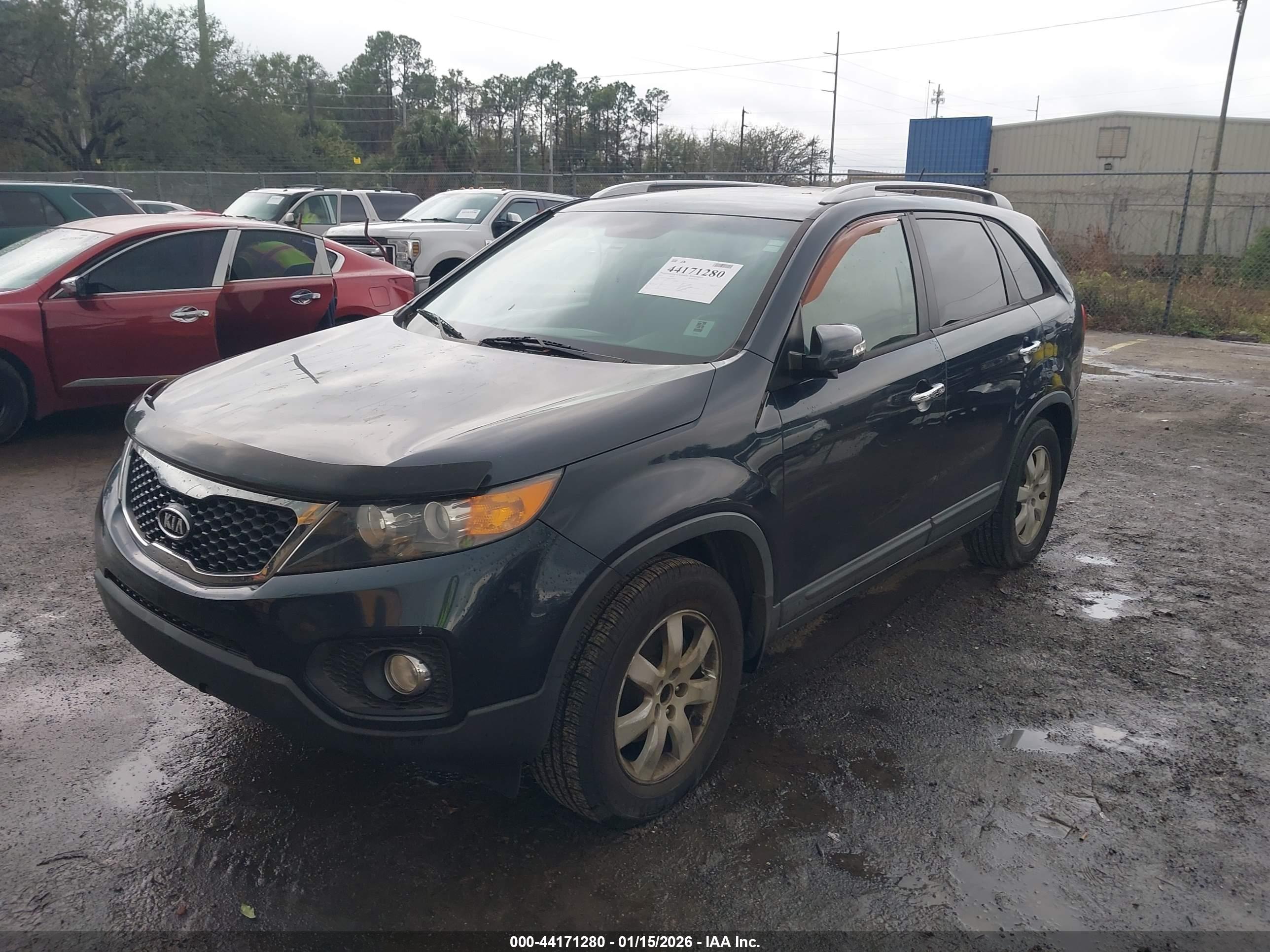 KIA SORENTO image 2