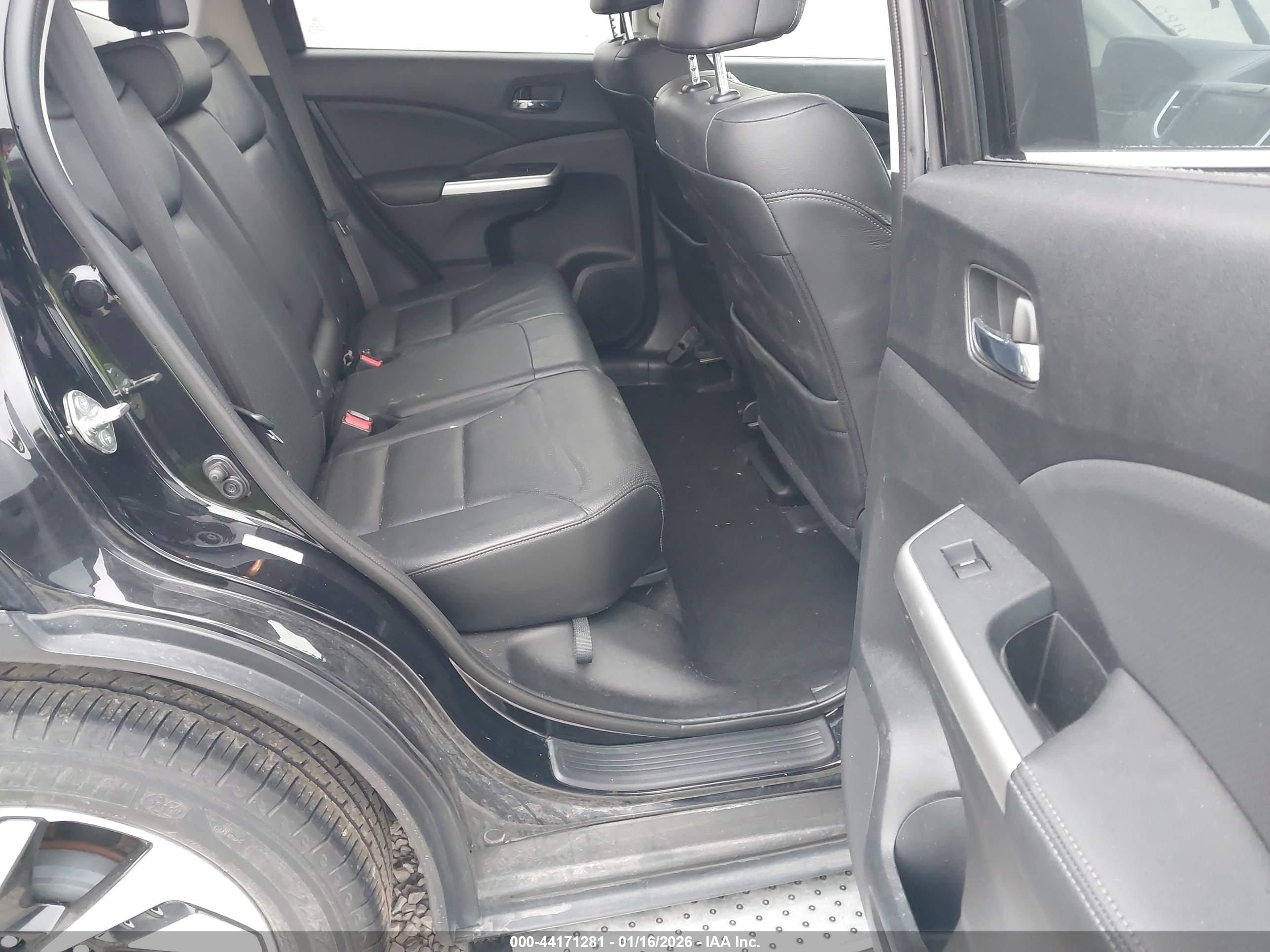 HONDA CR-V image 8