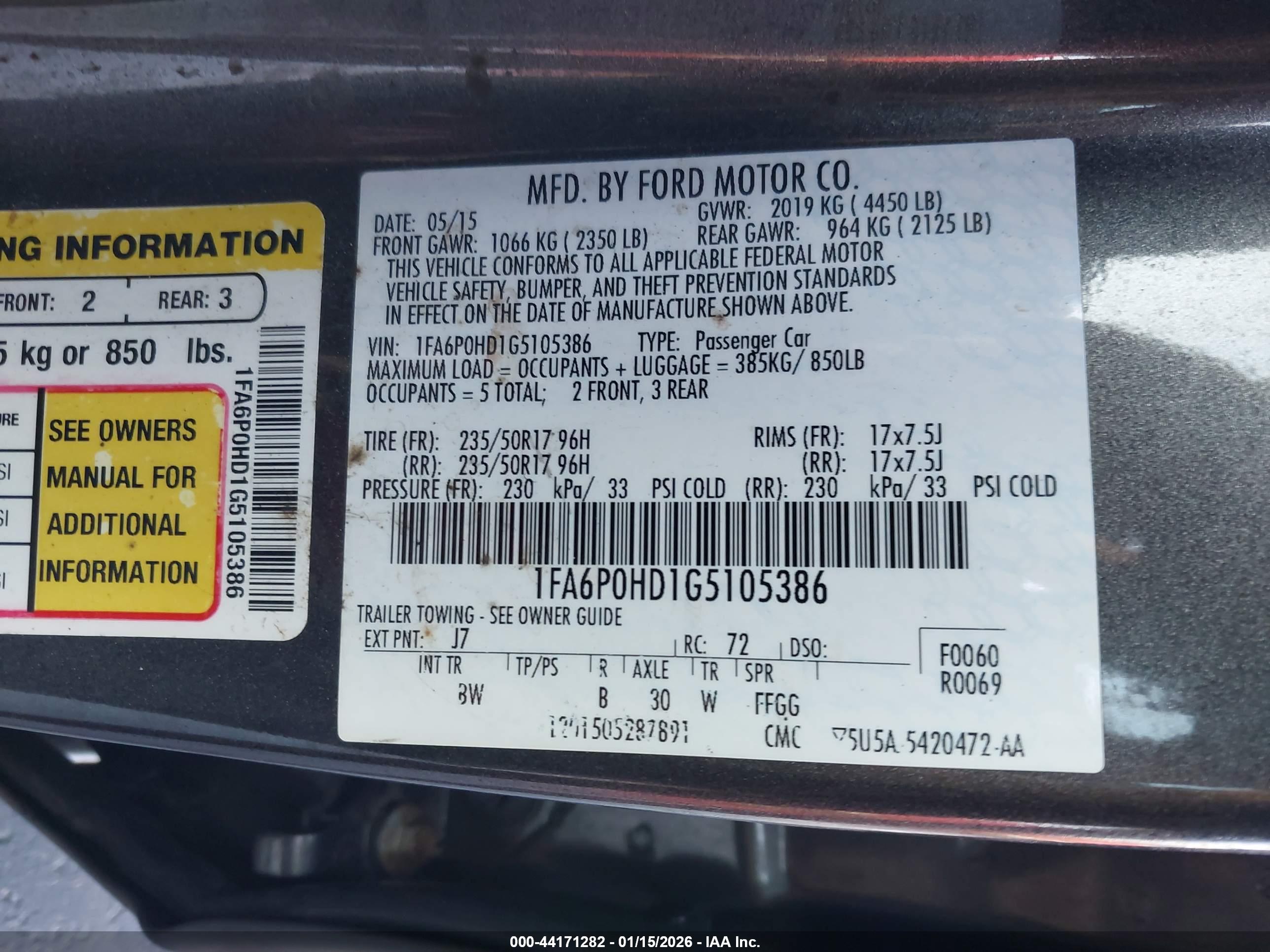 FORD FUSION image 9
