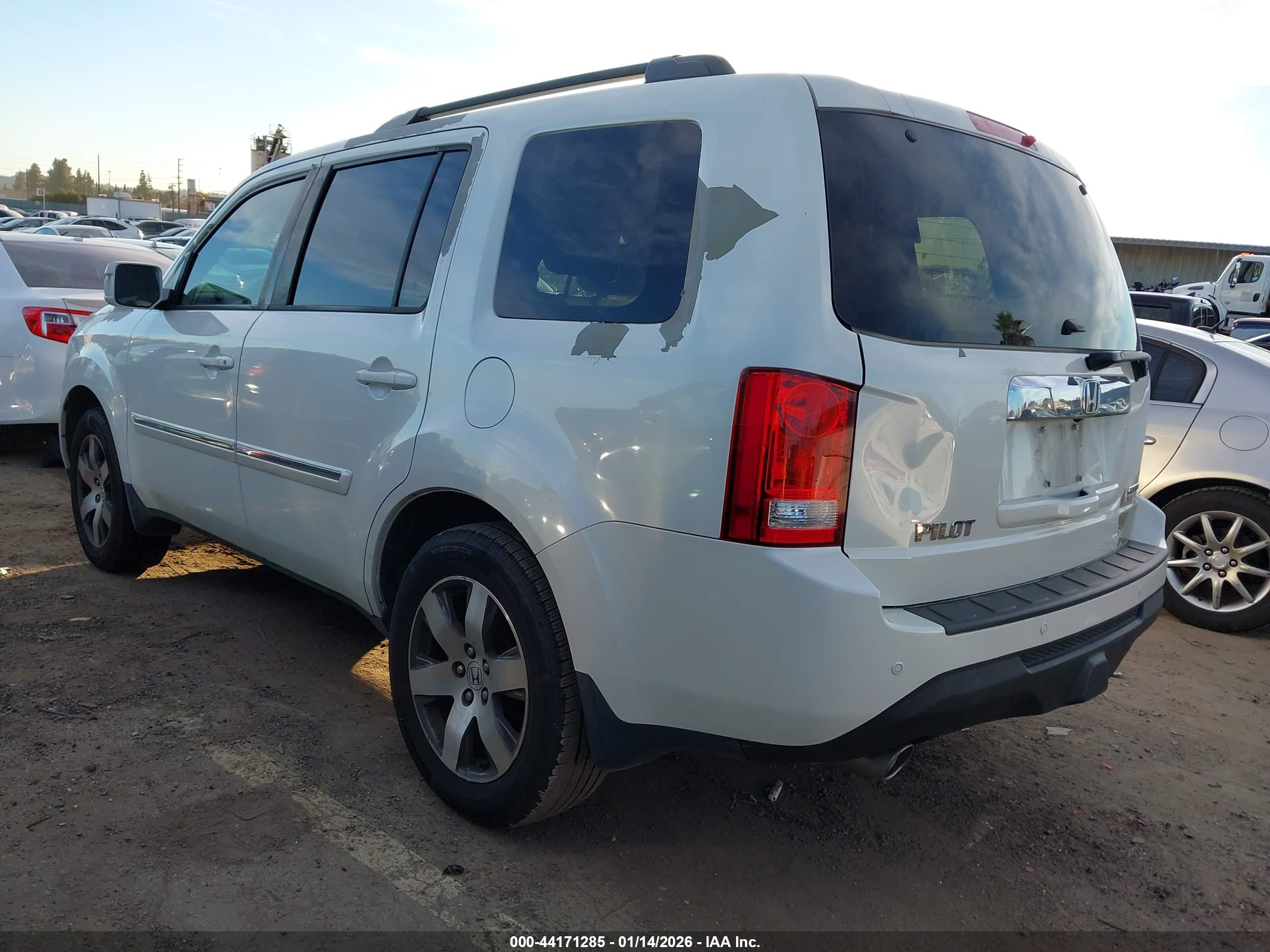 HONDA PILOT image 3