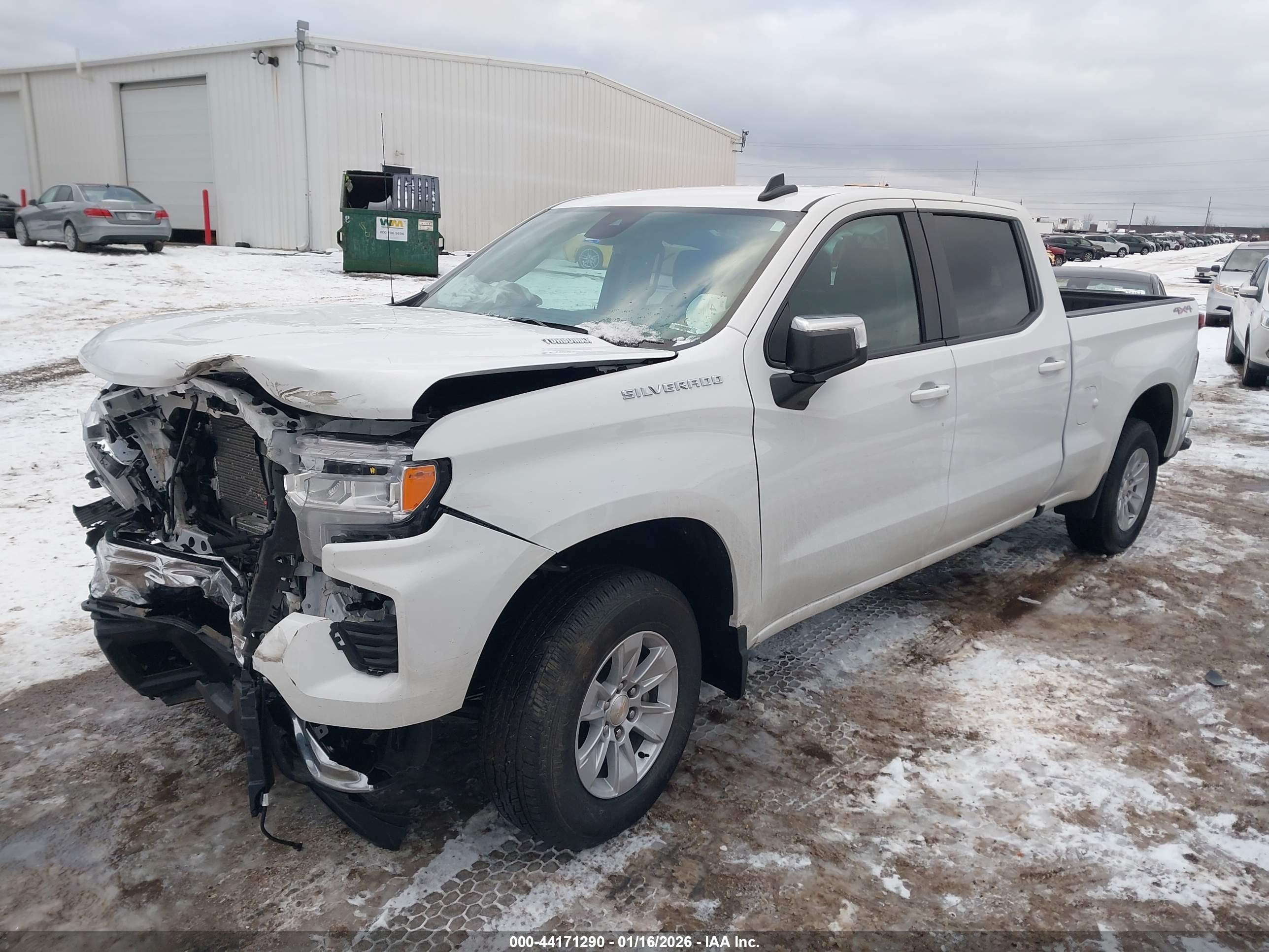 CHEVROLET SILVERADO image 2