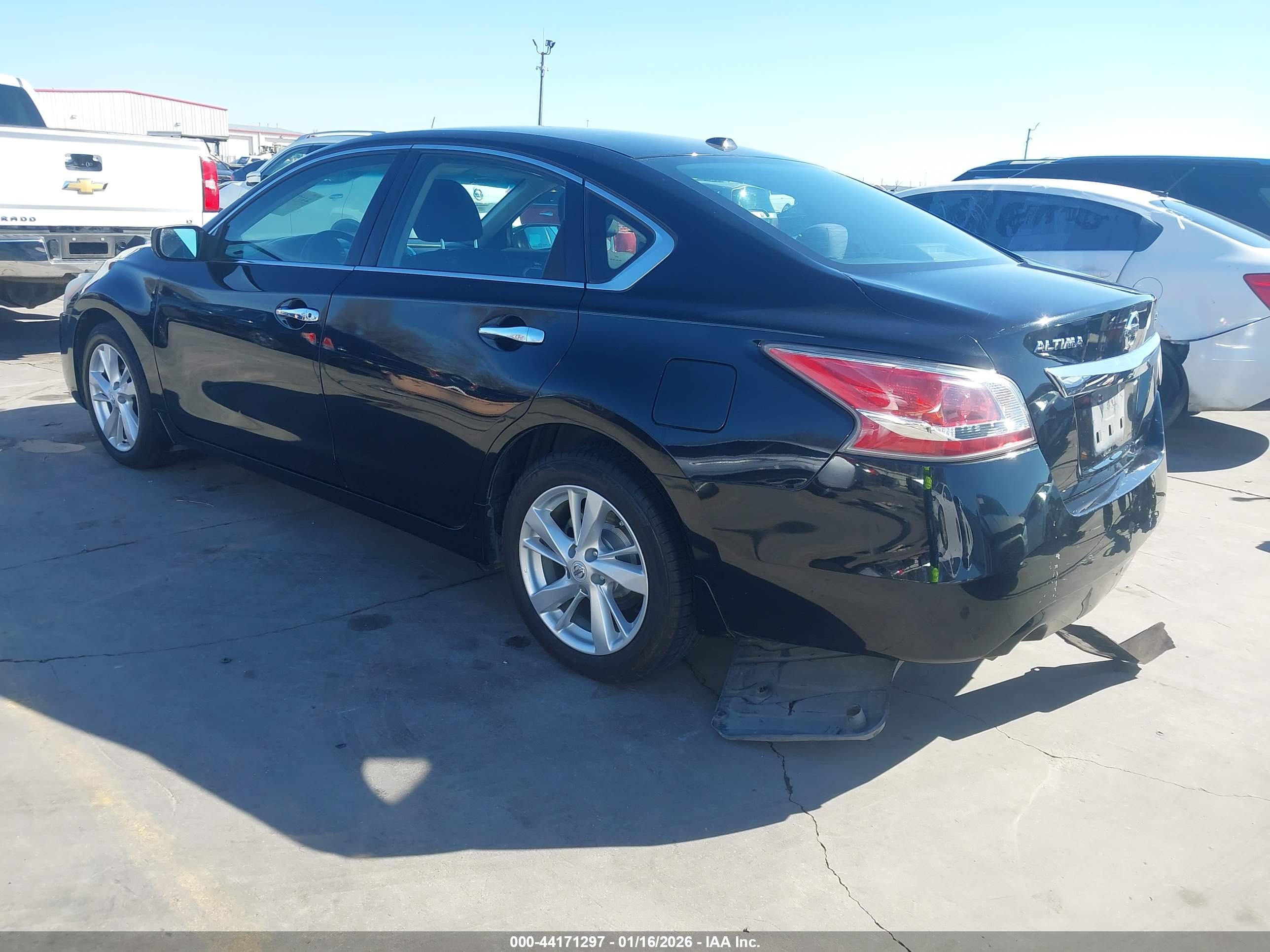 NISSAN ALTIMA image 3