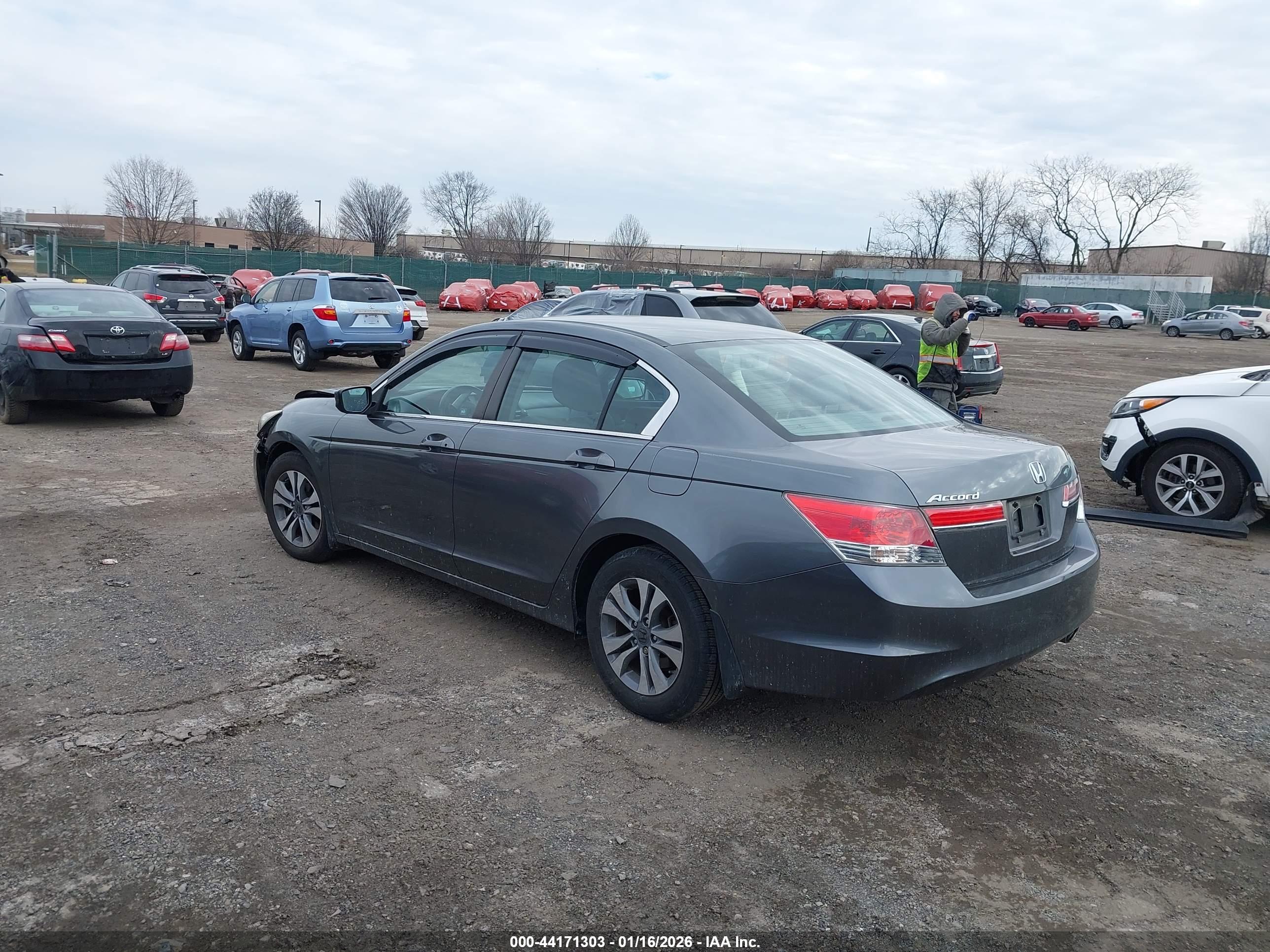 HONDA ACCORD image 3