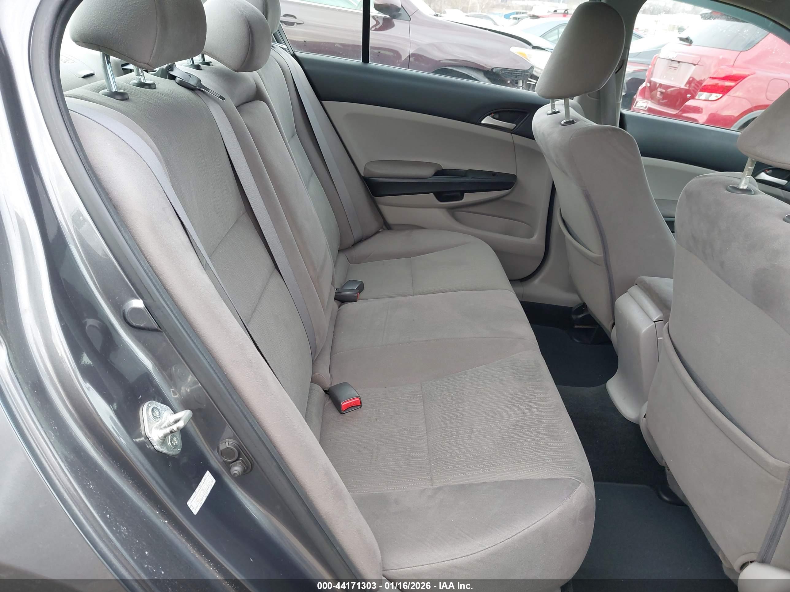 HONDA ACCORD image 8
