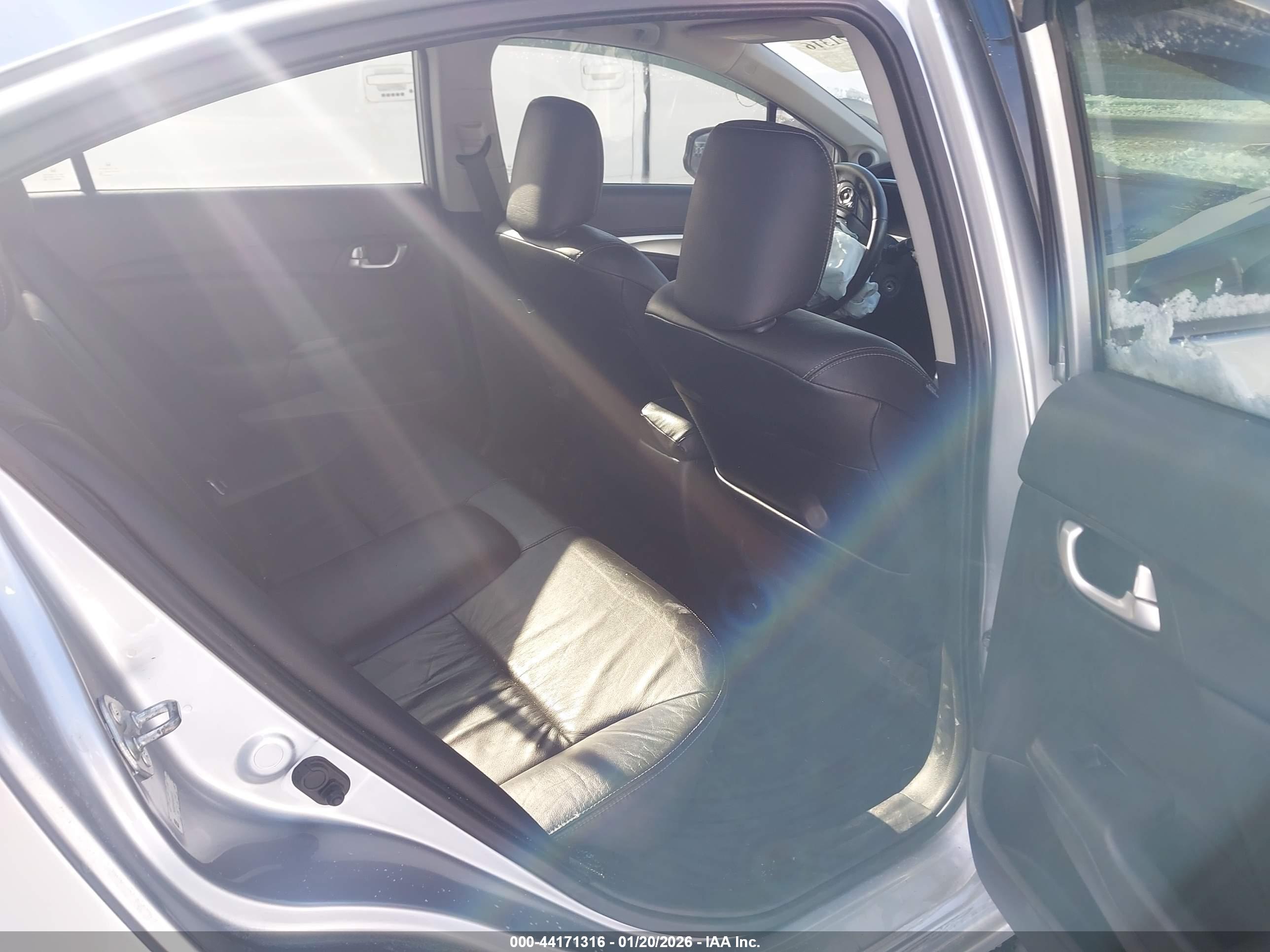 HONDA CIVIC image 8