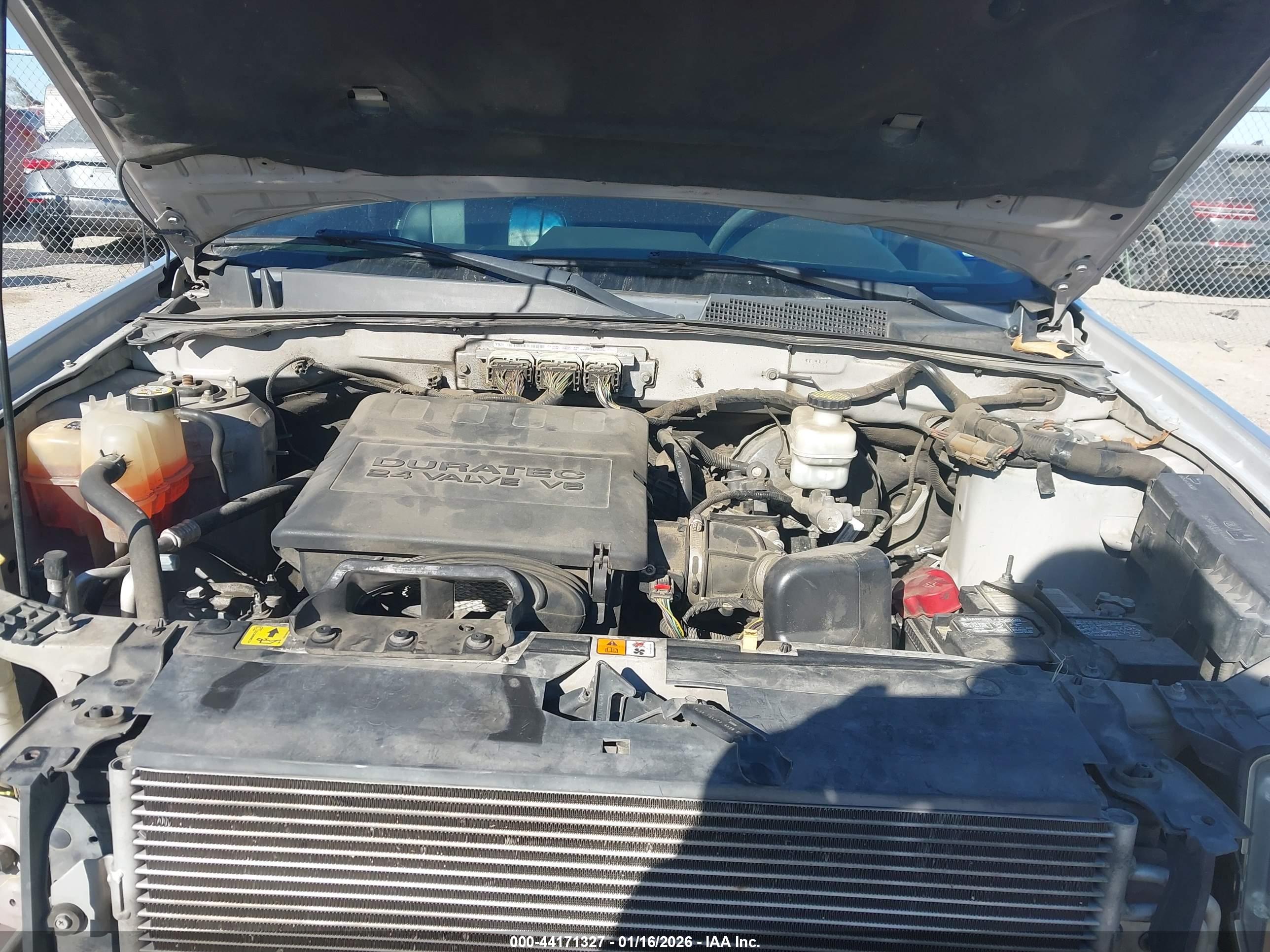 FORD ESCAPE image 10