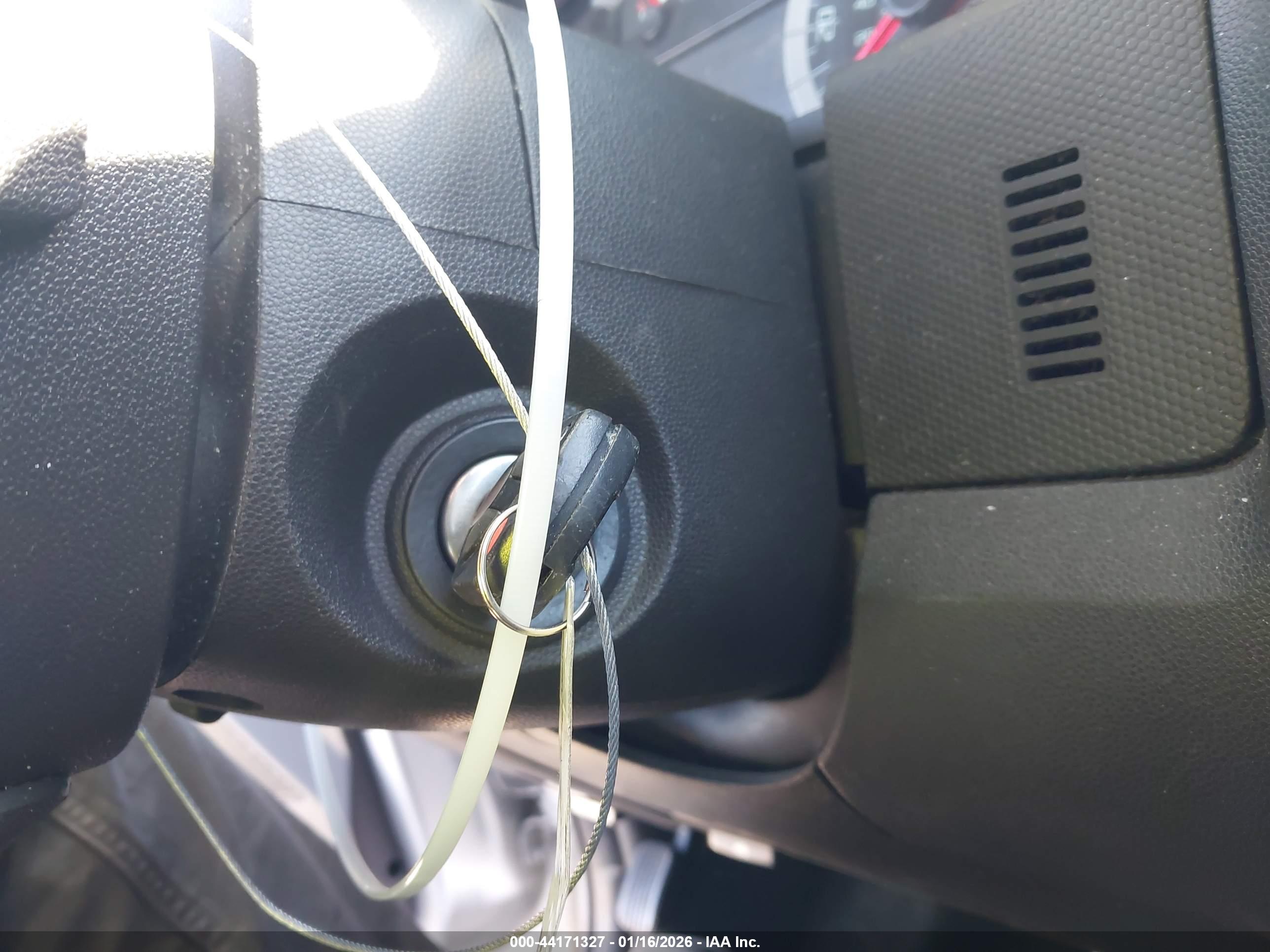 FORD ESCAPE image 11