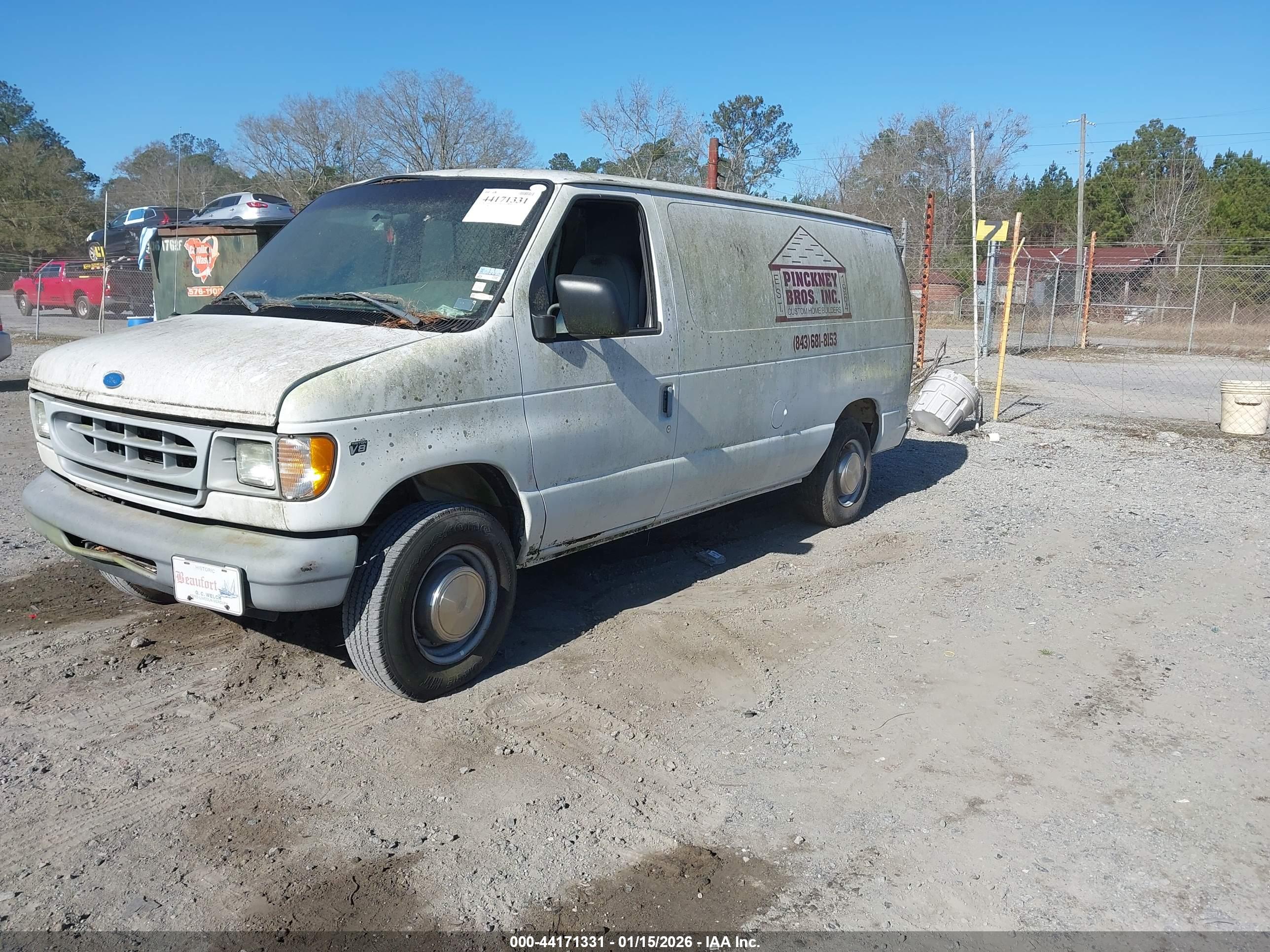 FORD E-250 image 2