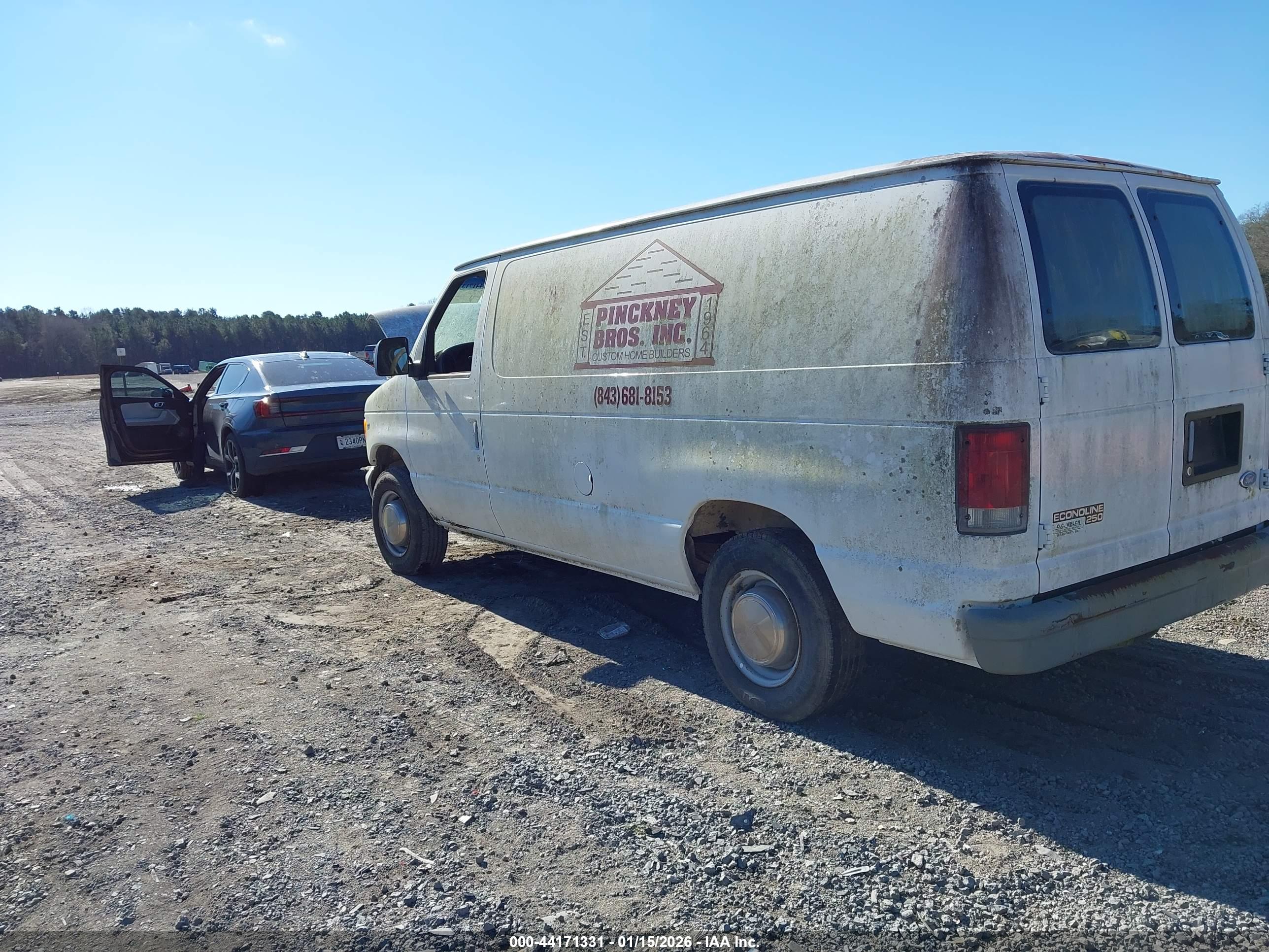 FORD E-250 image 3
