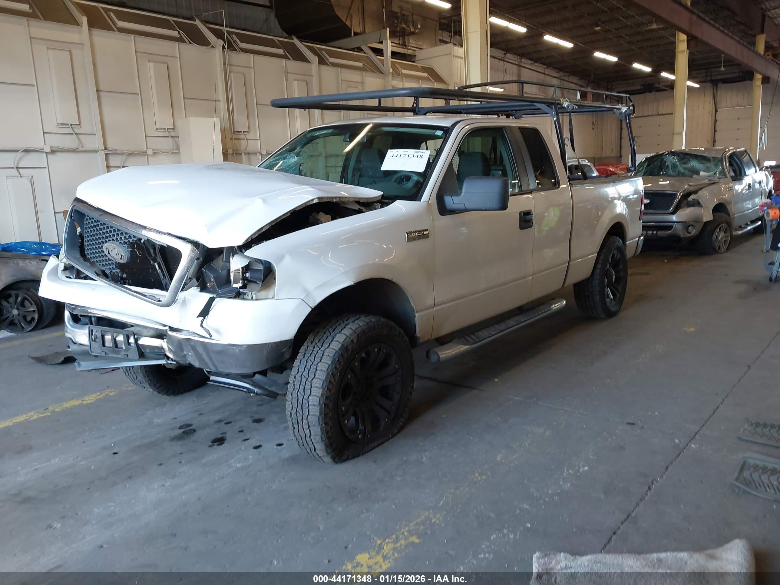 FORD F-150 image 2