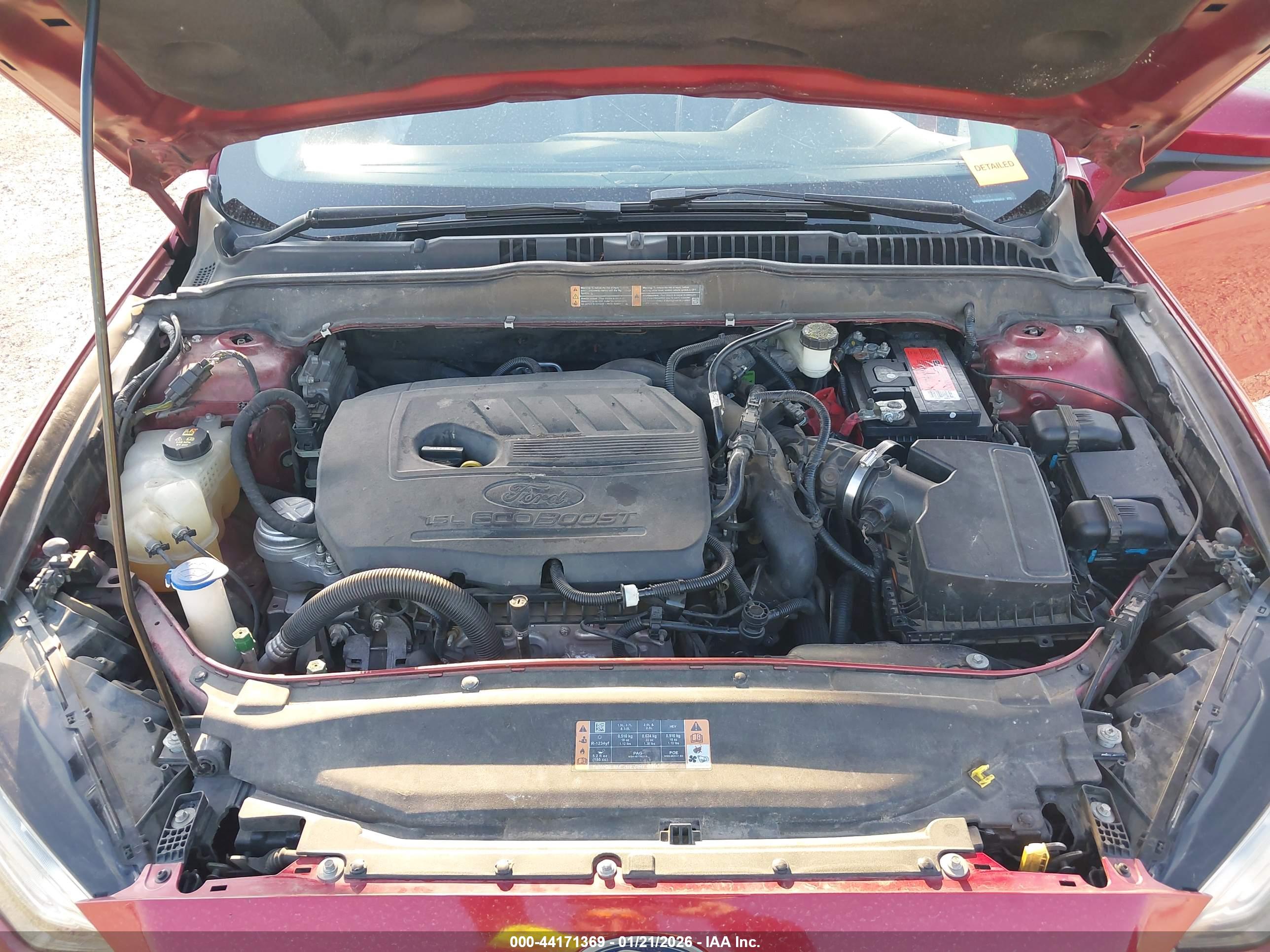 FORD FUSION image 10